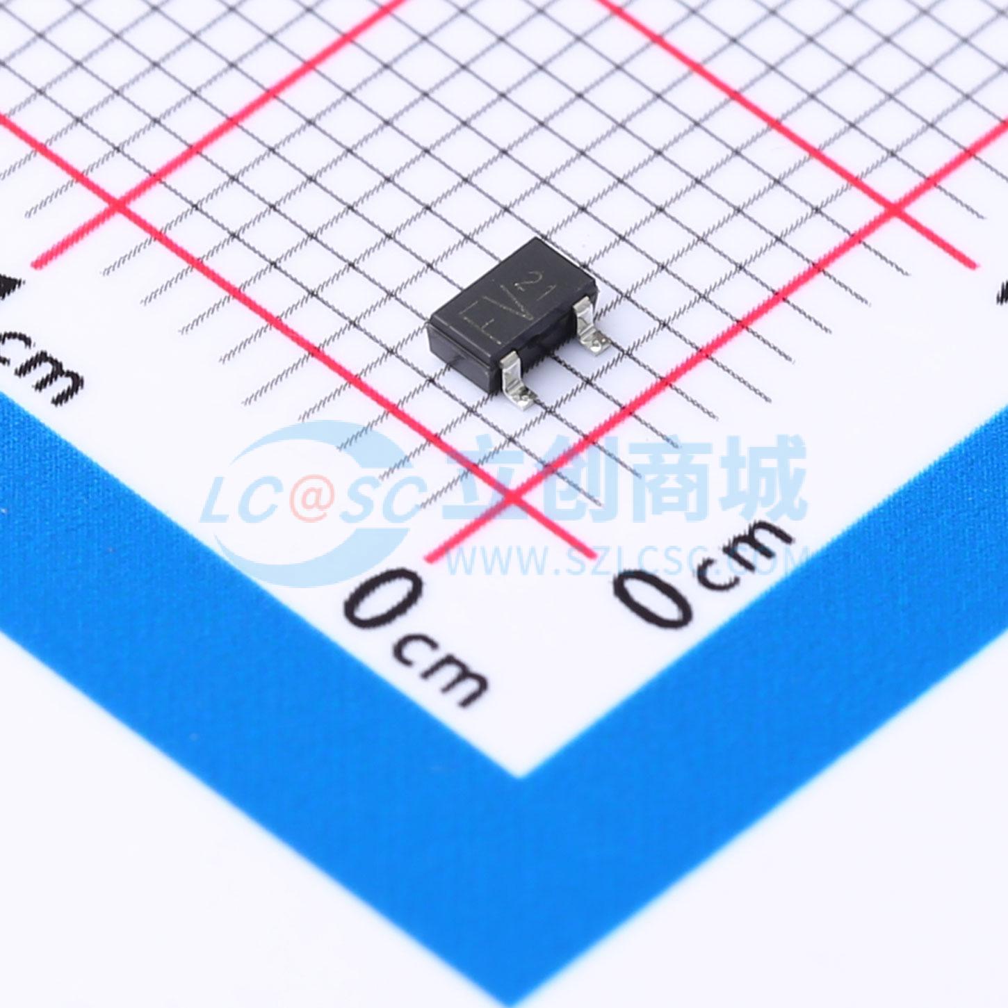 2SB1690KT146实物图