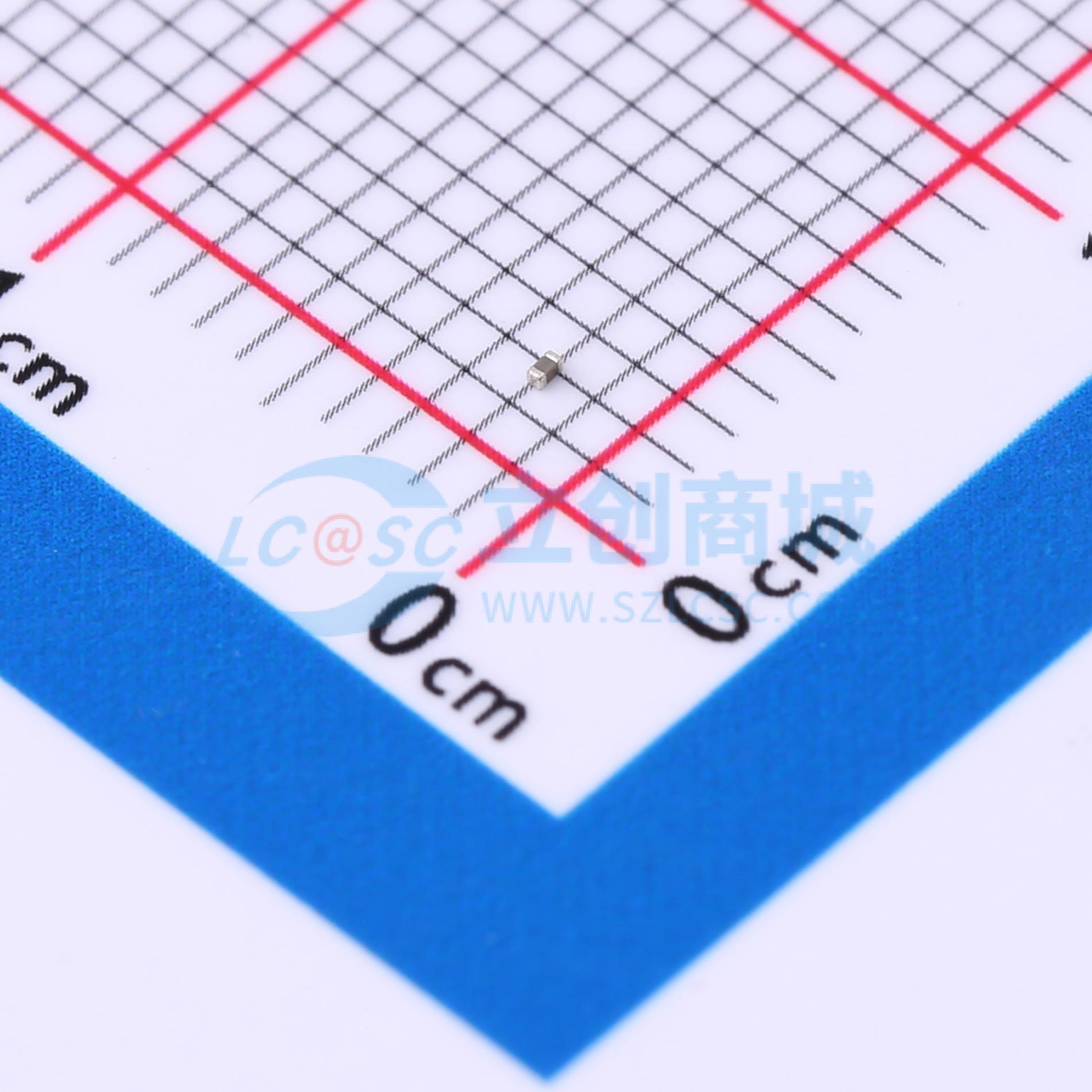 CC0201MRX5R4BB105实物图