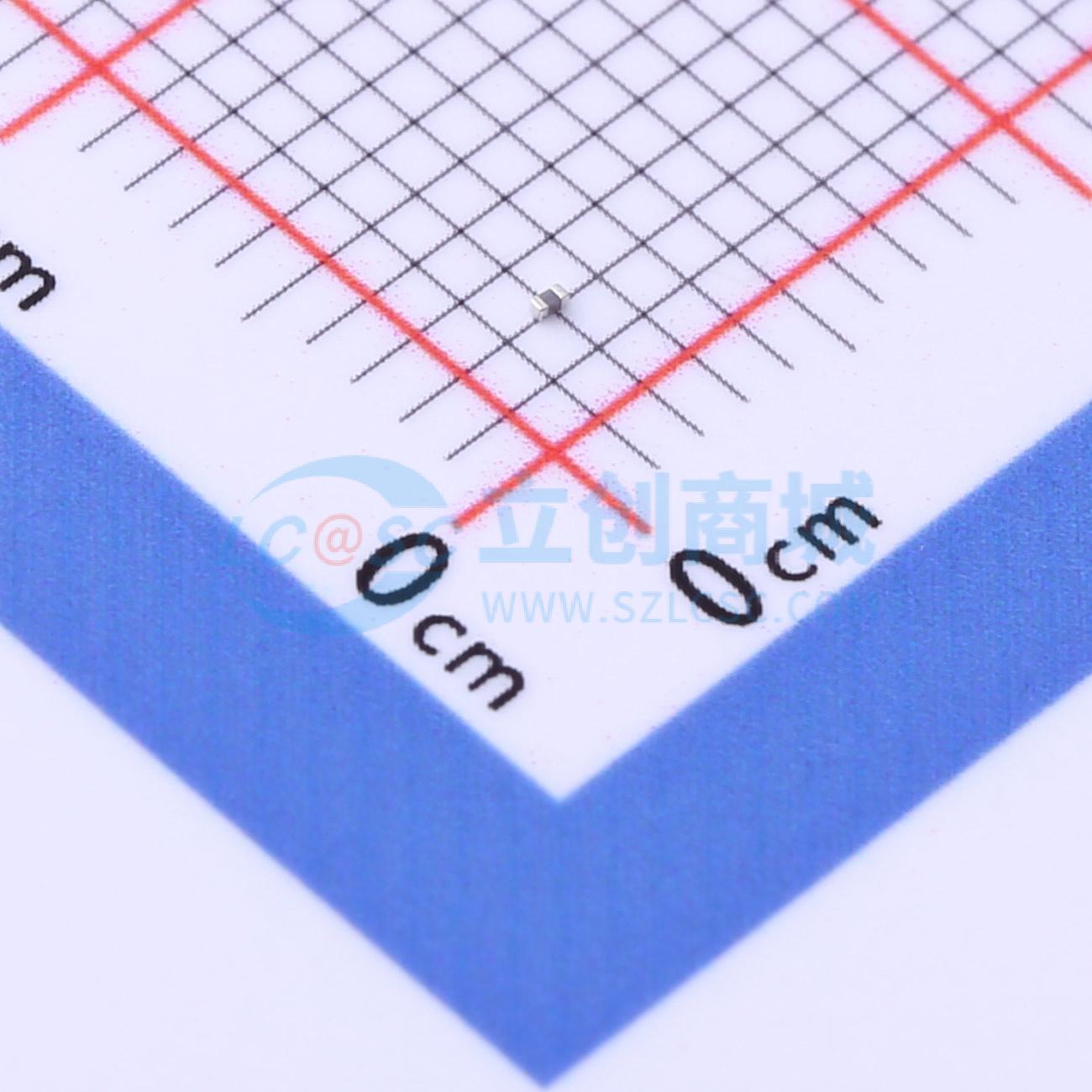 UMK063CG270JTHF实物图