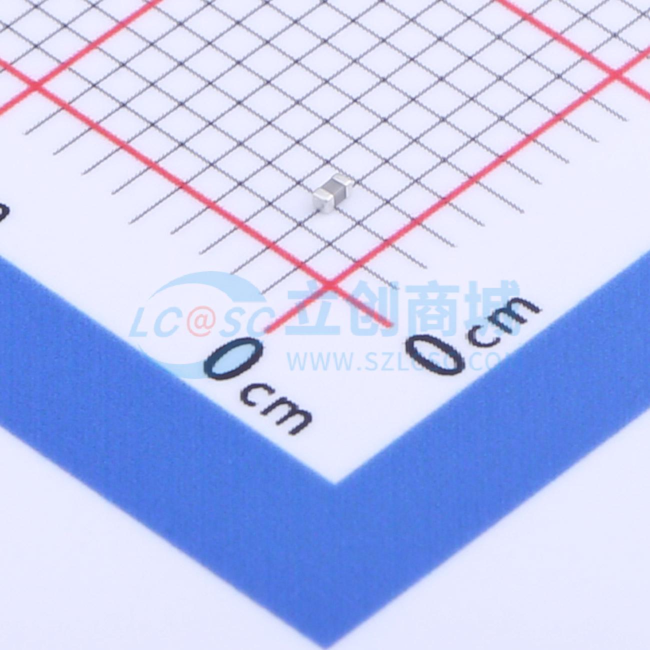 点击查看大图 UMK105CG121JVHF实物图