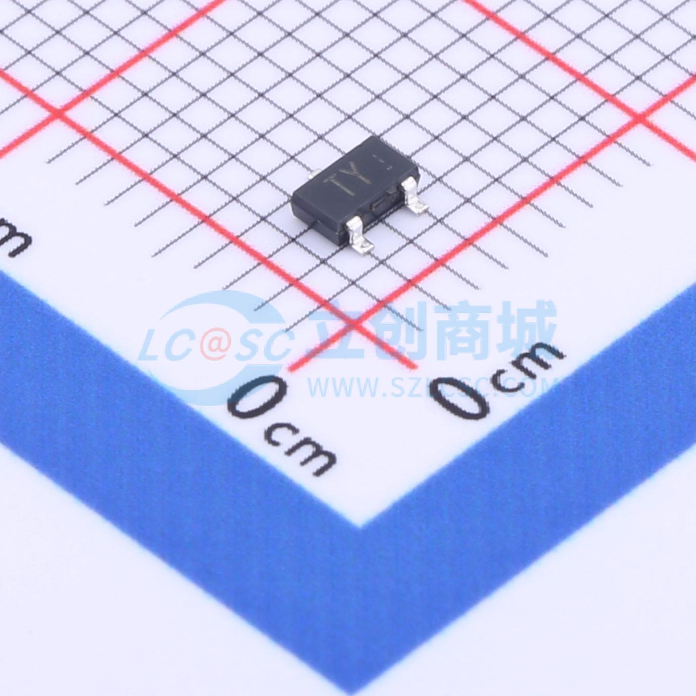 RTR025P02TL实物图