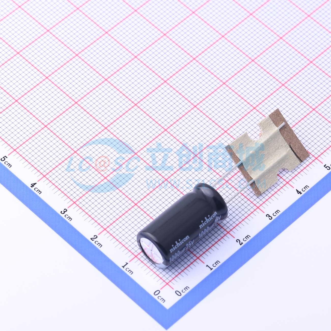 UHW1E102MPD1TD实物图