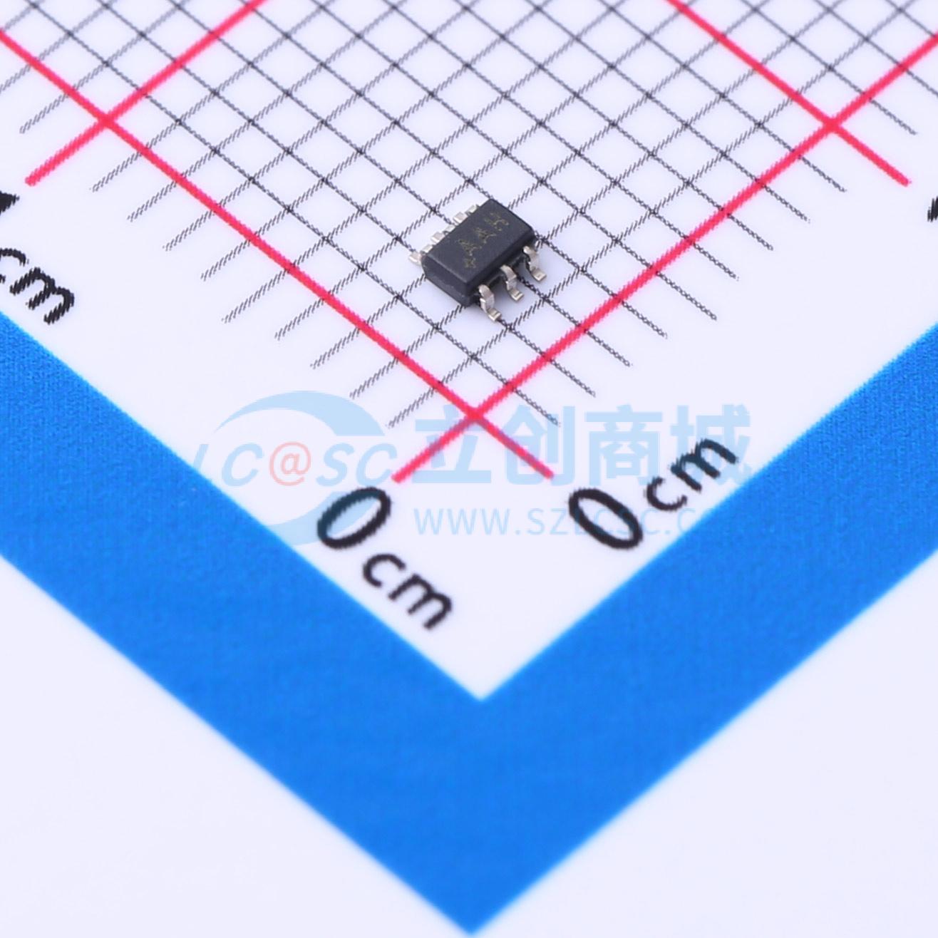 点击查看大图 MAX9030AXT+T实物图