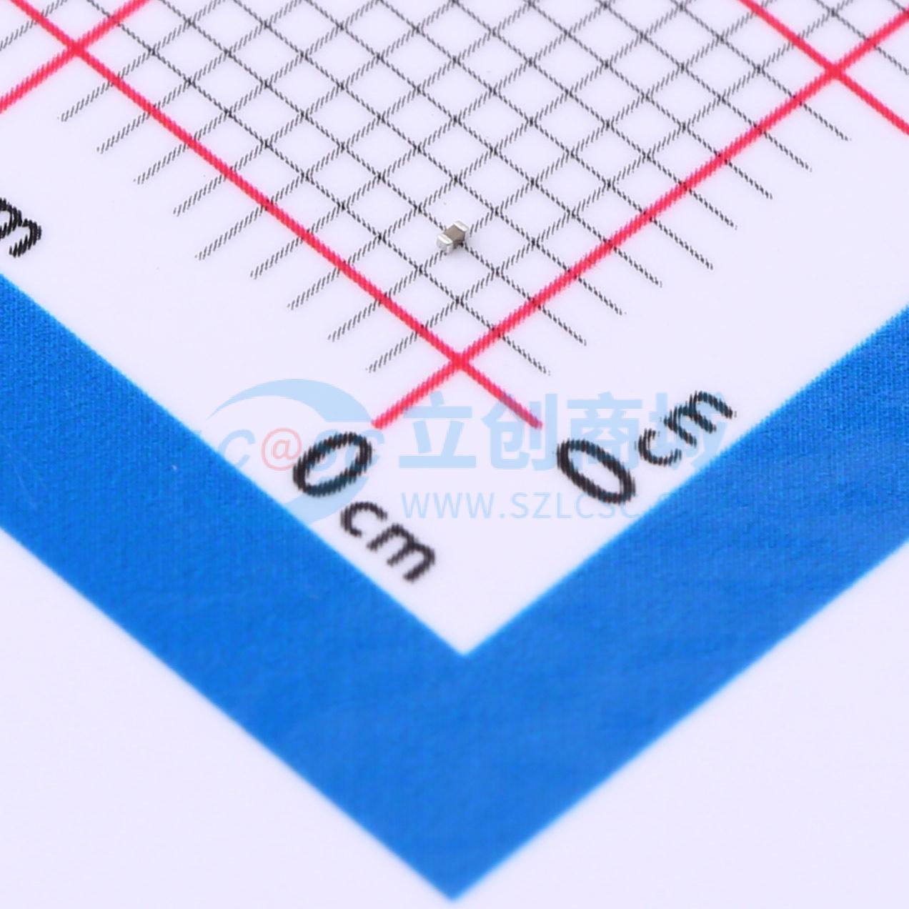 UMK063B7221KP-F实物图