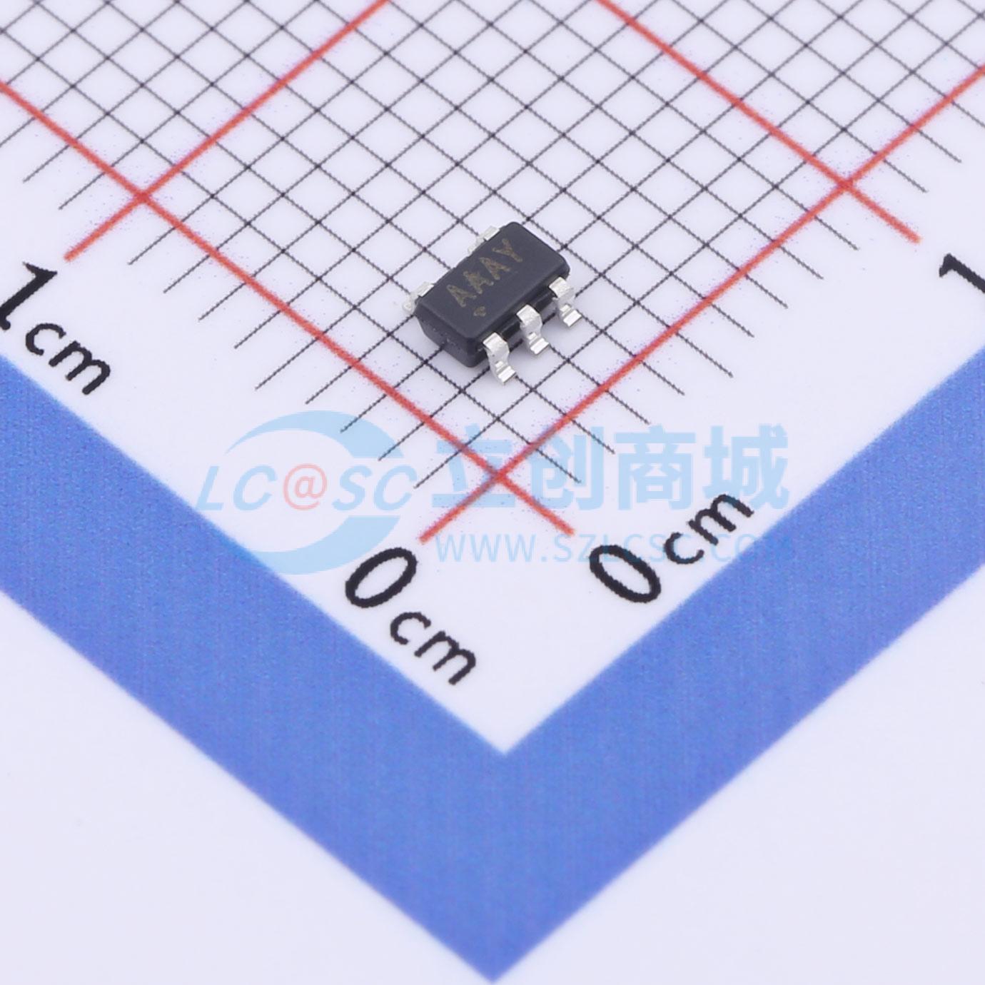 MAX835EUK+T实物图