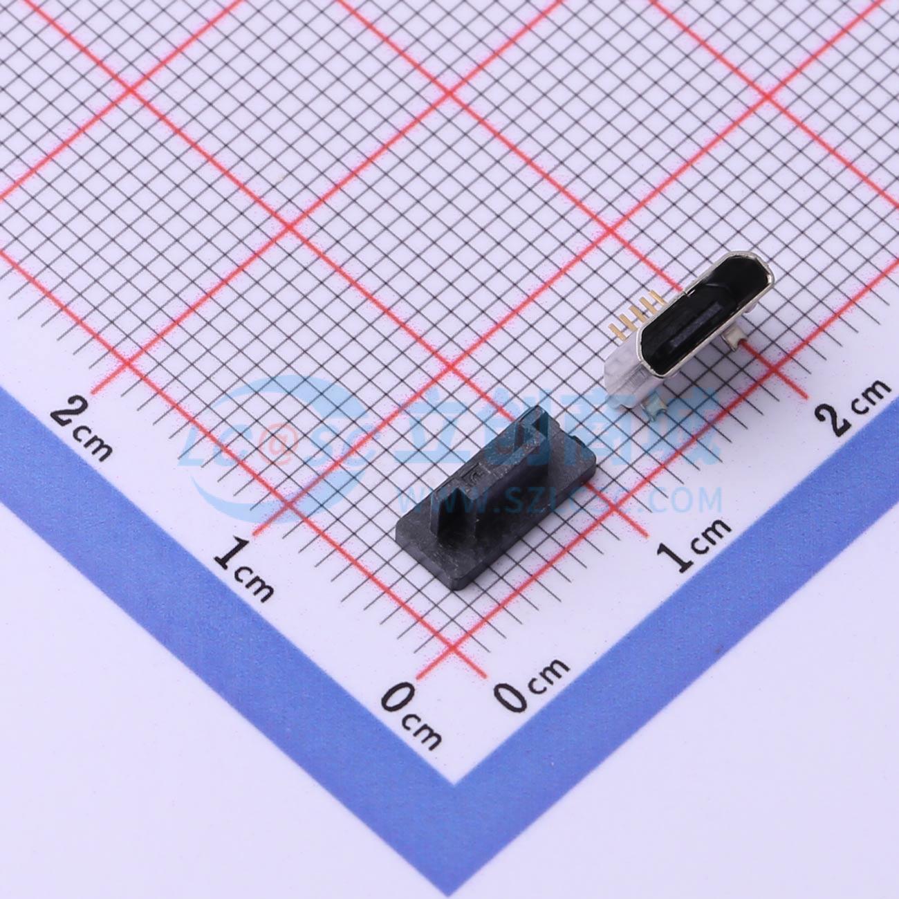 USB-111LT-B-SU B型直口带帽子实物图