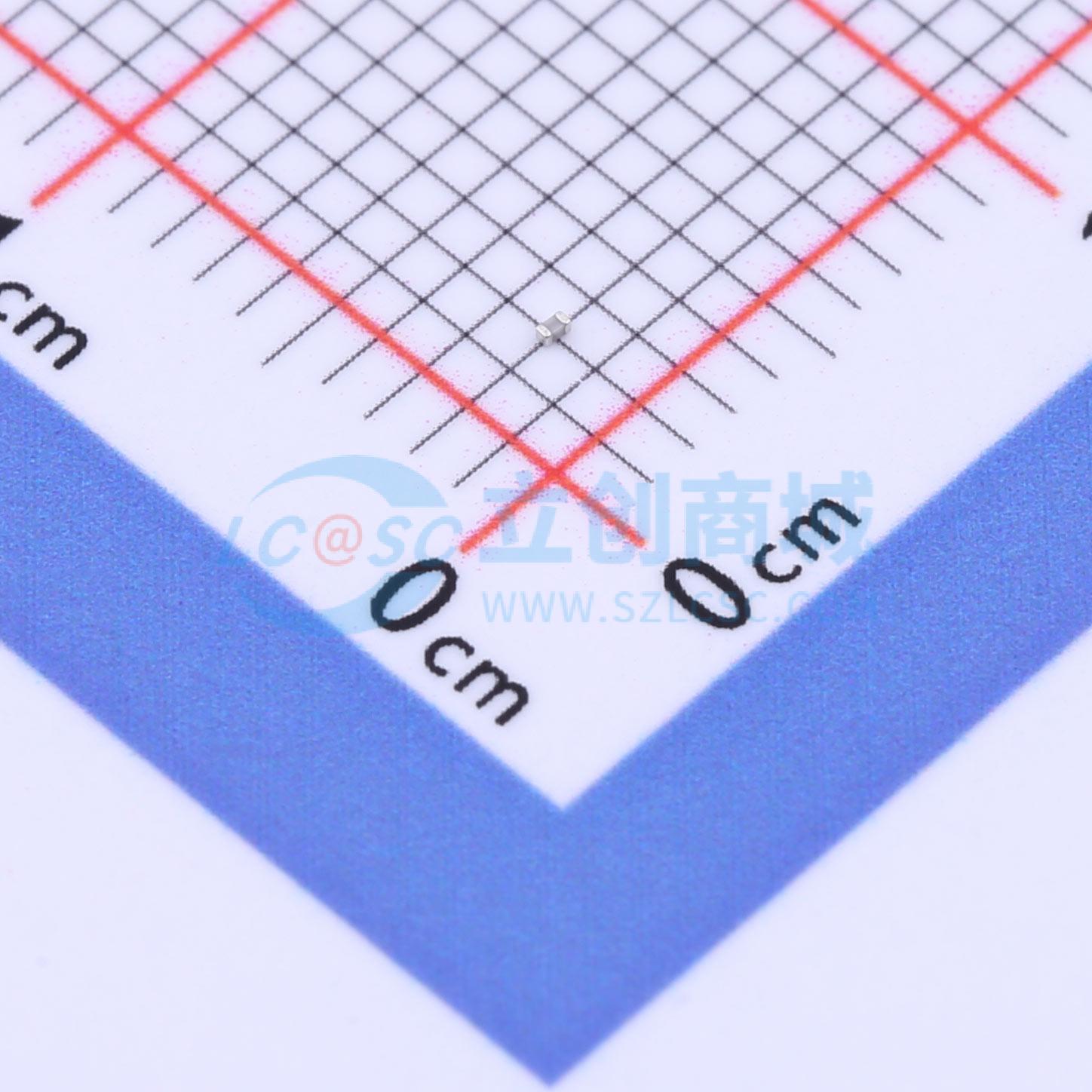 GRM0335C1H110GA01D实物图