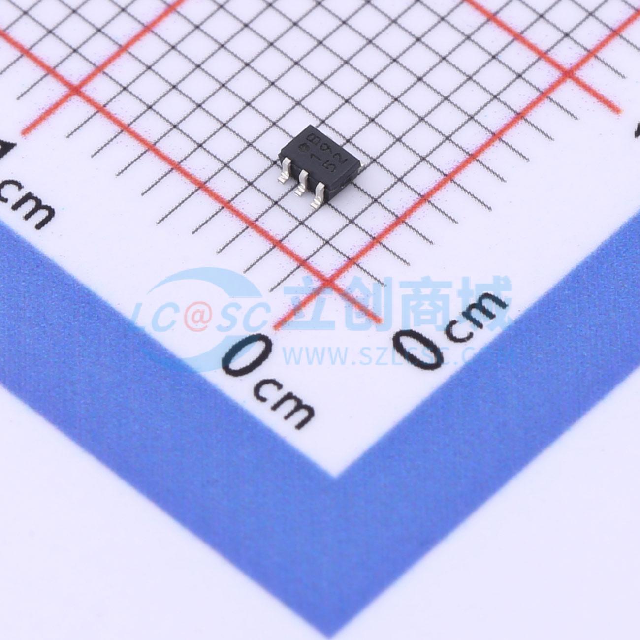 NJM2860F3-33-TE1实物图