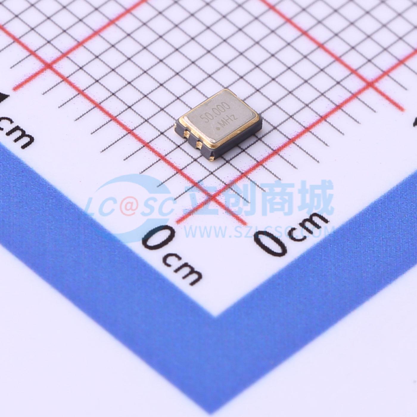 点击查看大图 TFOM50M4RWKCKT2T实物图