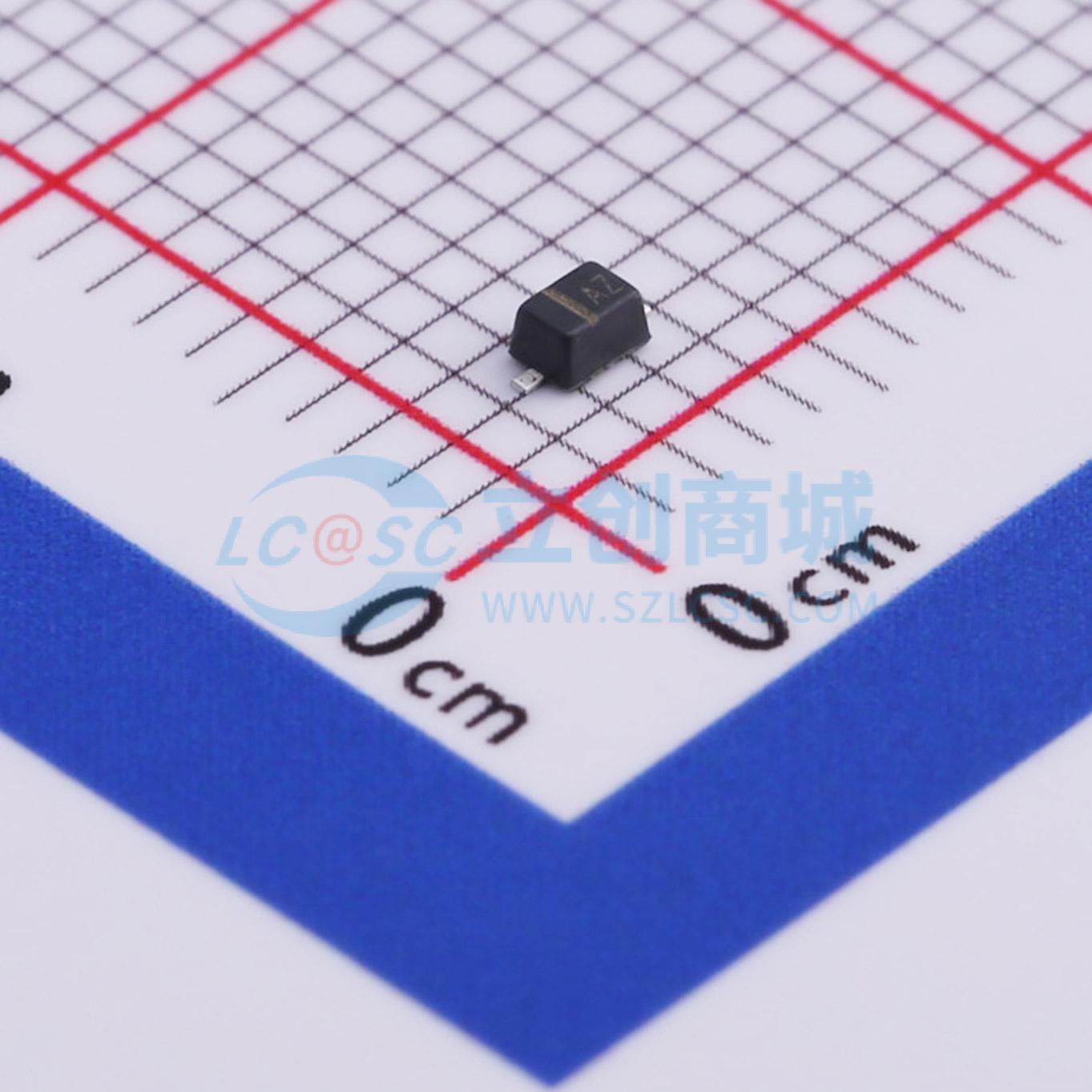 点击查看大图 BZT52B6V2S RR实物图