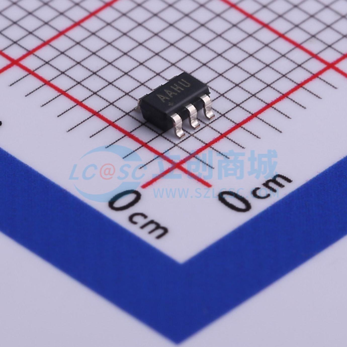 点击查看大图 MAX8881EUT33+T实物图