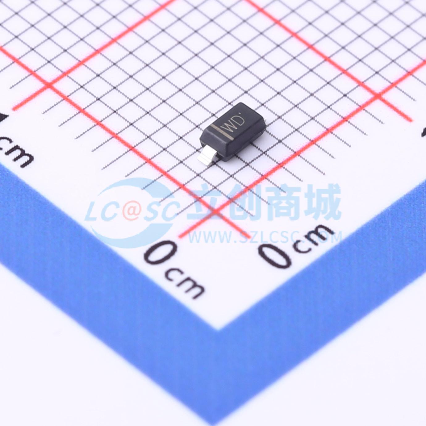 点击查看大图 BZT52C8V2Q实物图