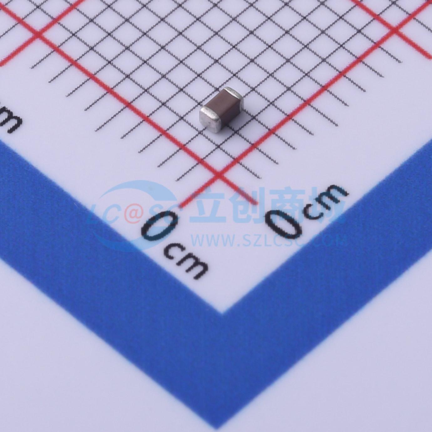 GRM188C81A106MA73D实物图