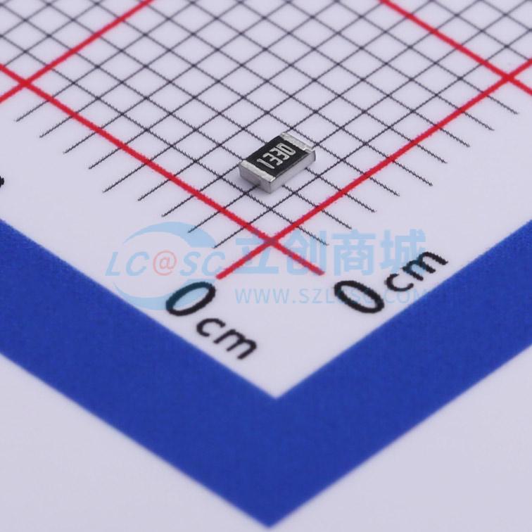 RC0805FR-07133RL实物图