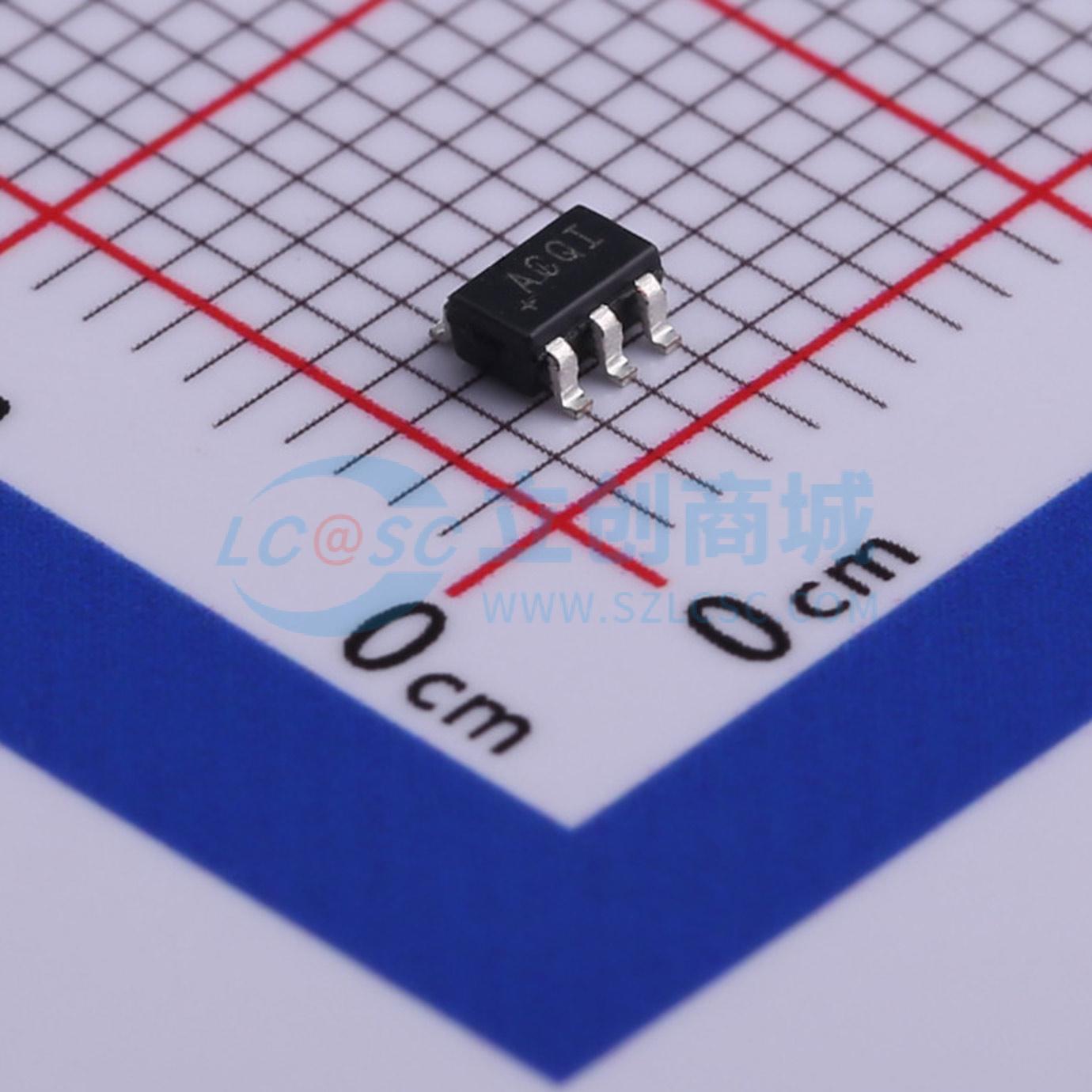 点击查看大图 MAX6071BAUT33+T实物图