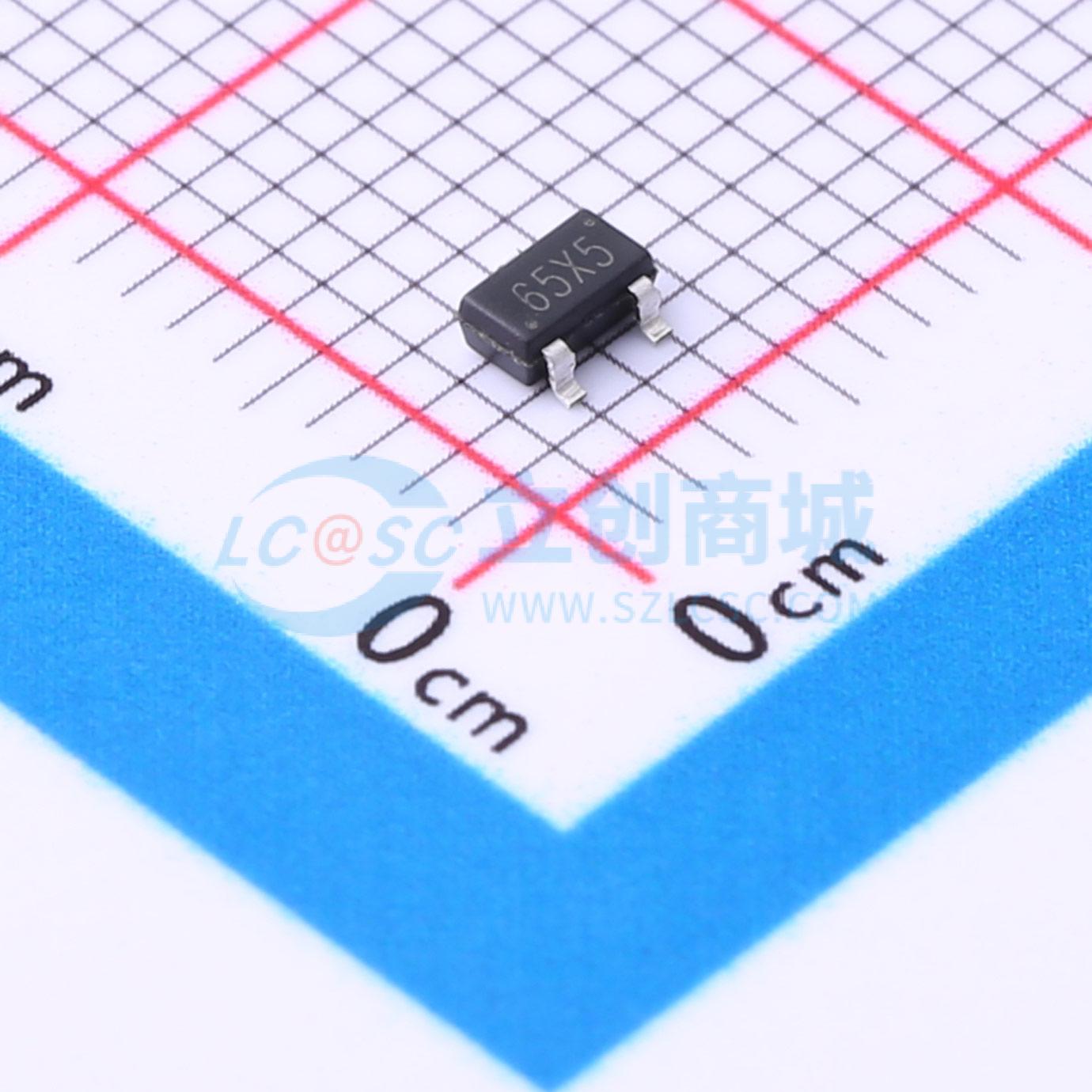 XC6206-2.8V实物图