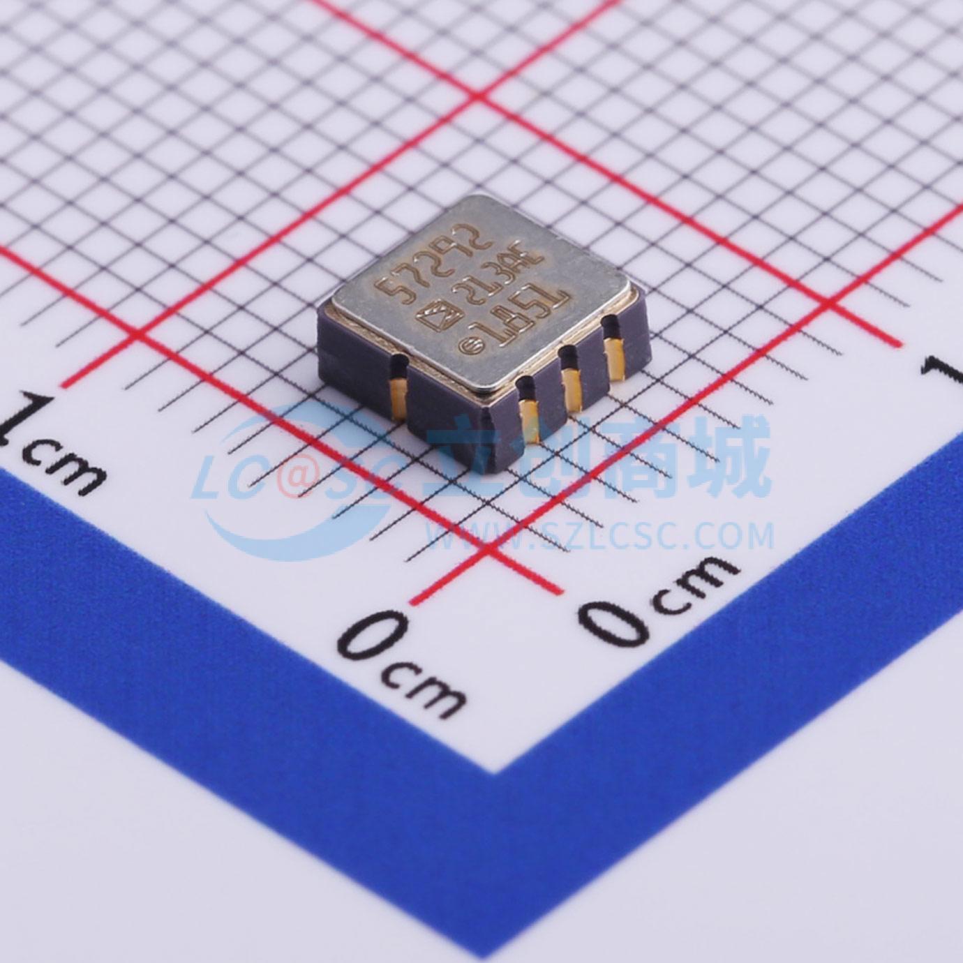 ADXL213AE-REEL实物图
