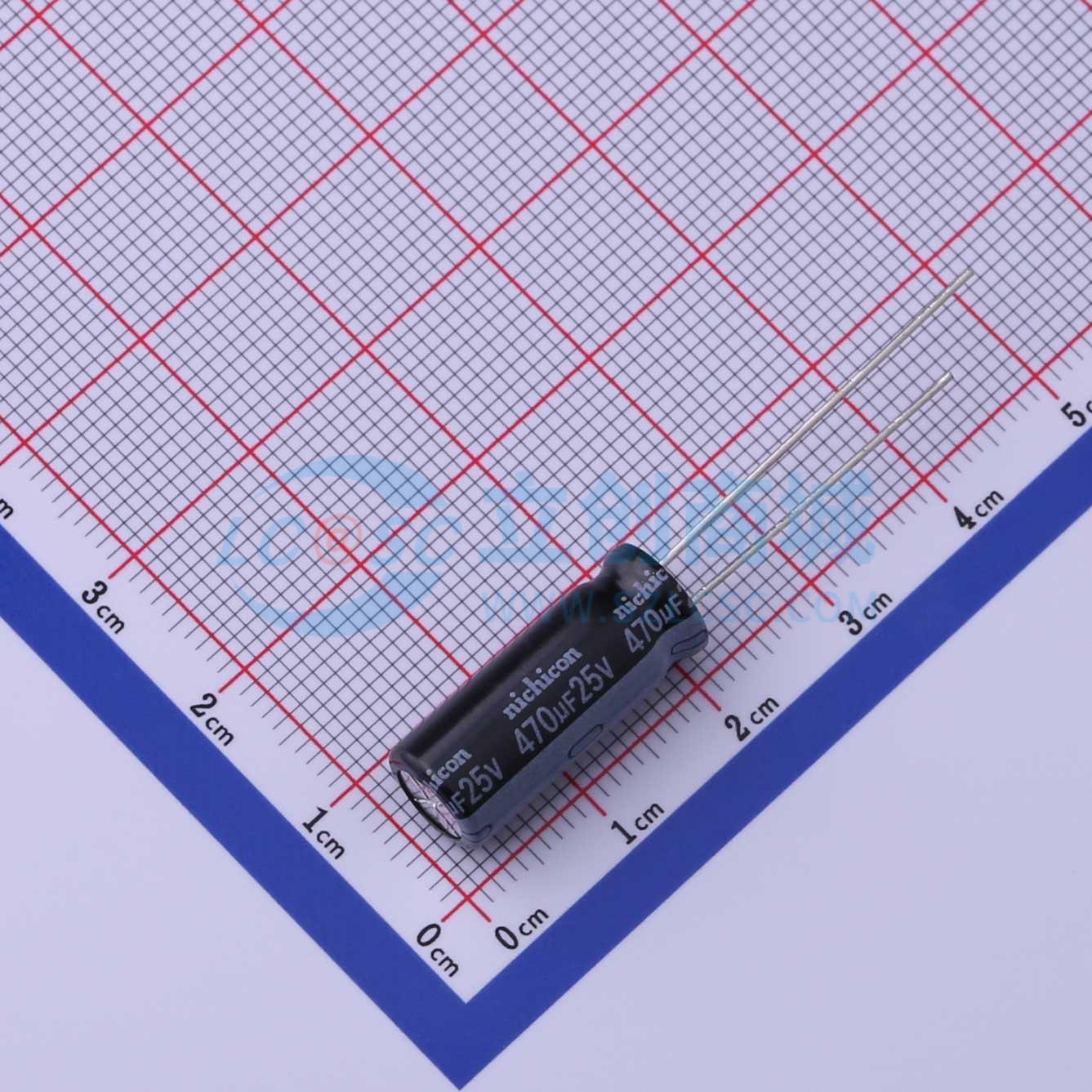 点击查看大图 UHE1E471MPD实物图