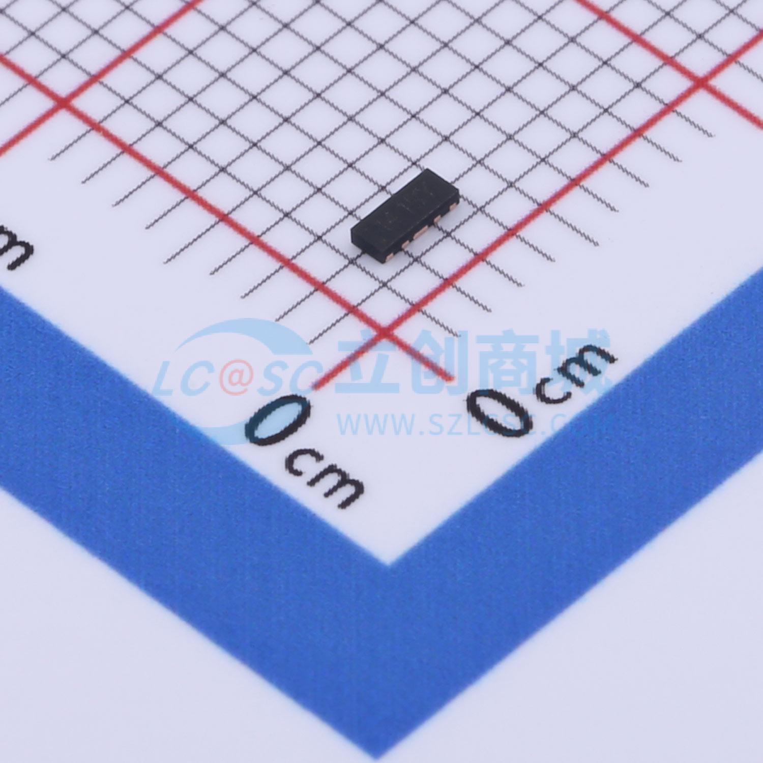 TPD4E02B04DQAR-TP实物图