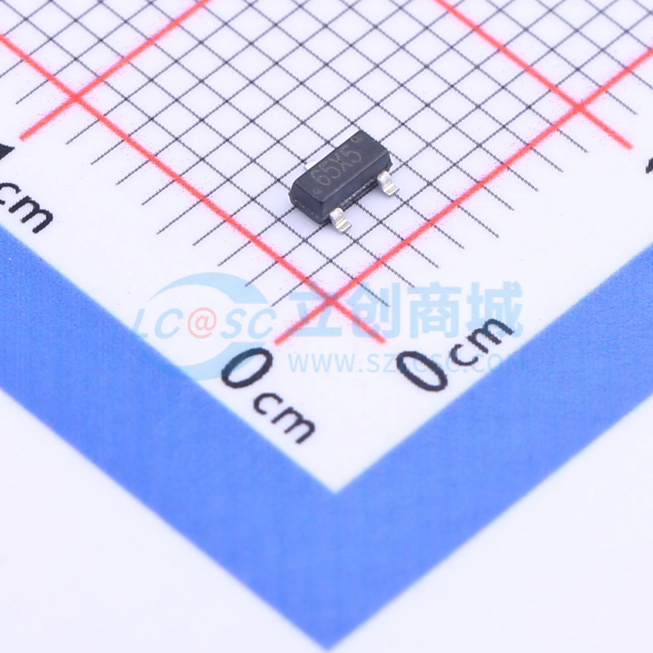 点击查看大图 XC6206P282MR实物图