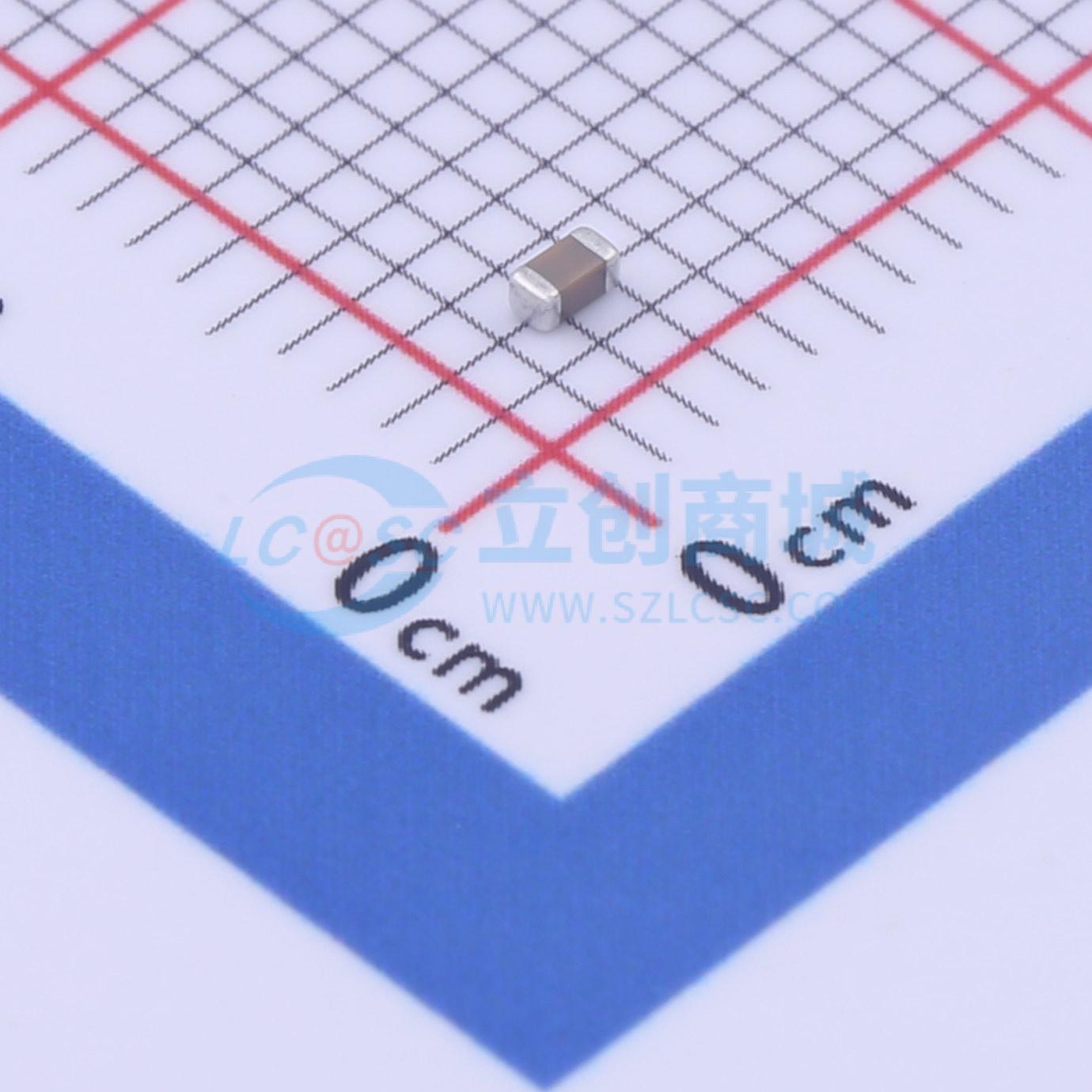 GCM188R72A682KA37D实物图