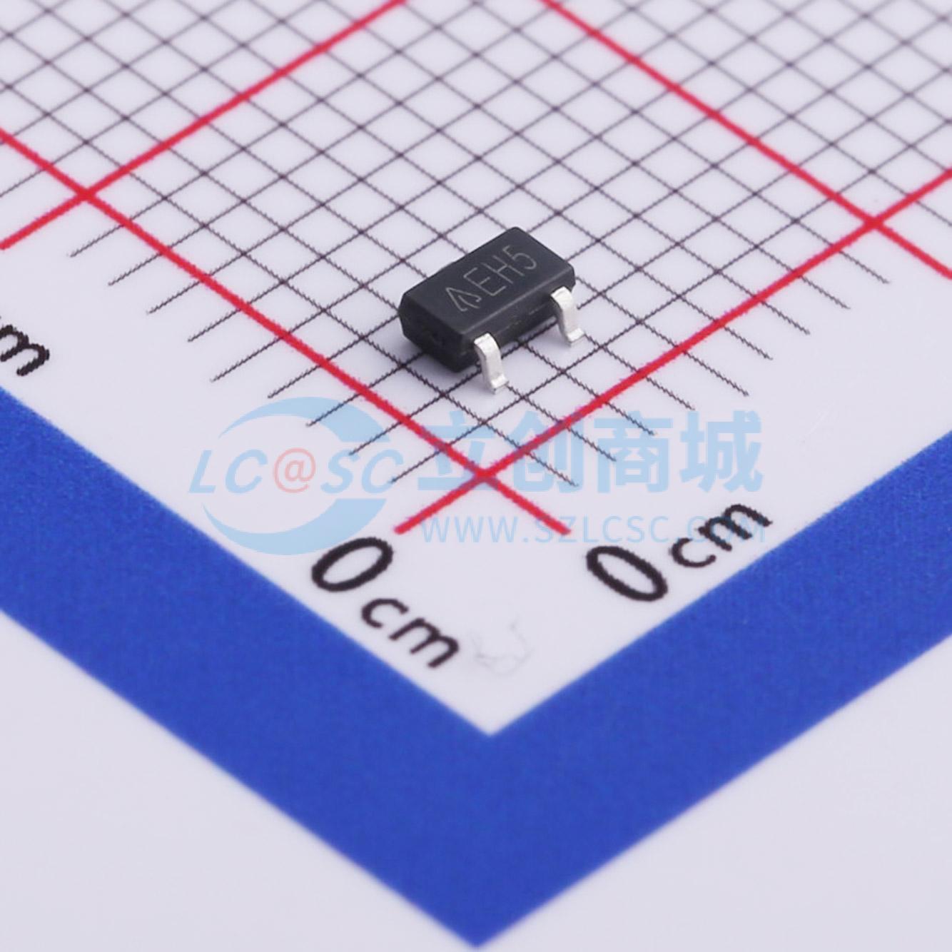 AP2210N-3.3TRE1实物图