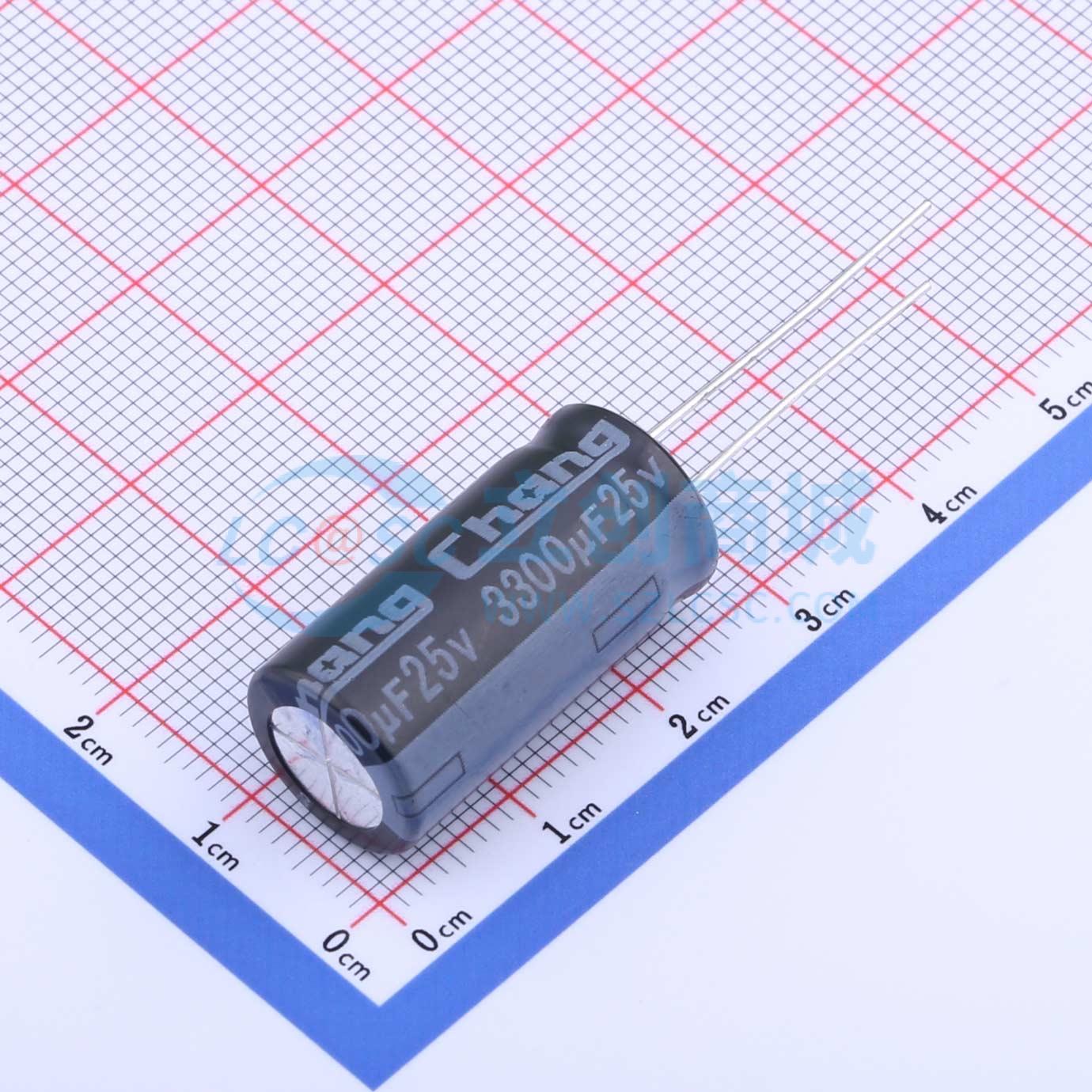 RL1E332MI250A00CE0实物图