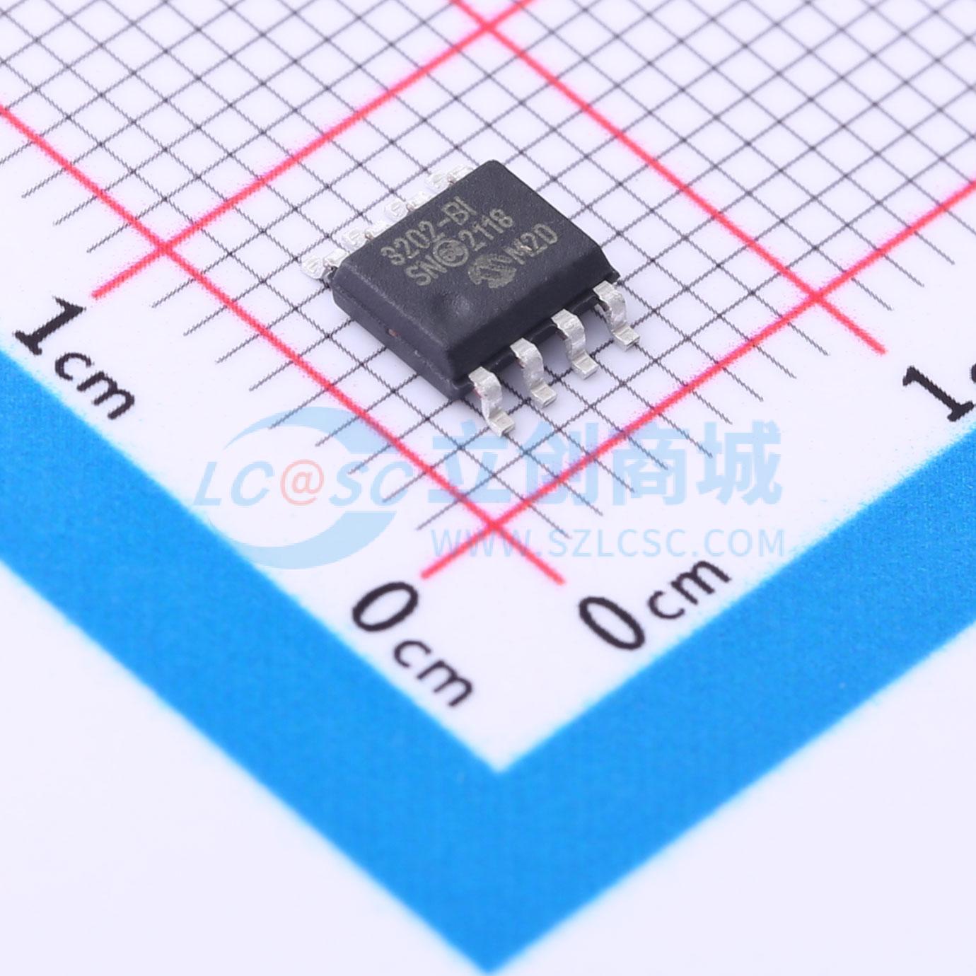 MCP3202-BI/SN实物图