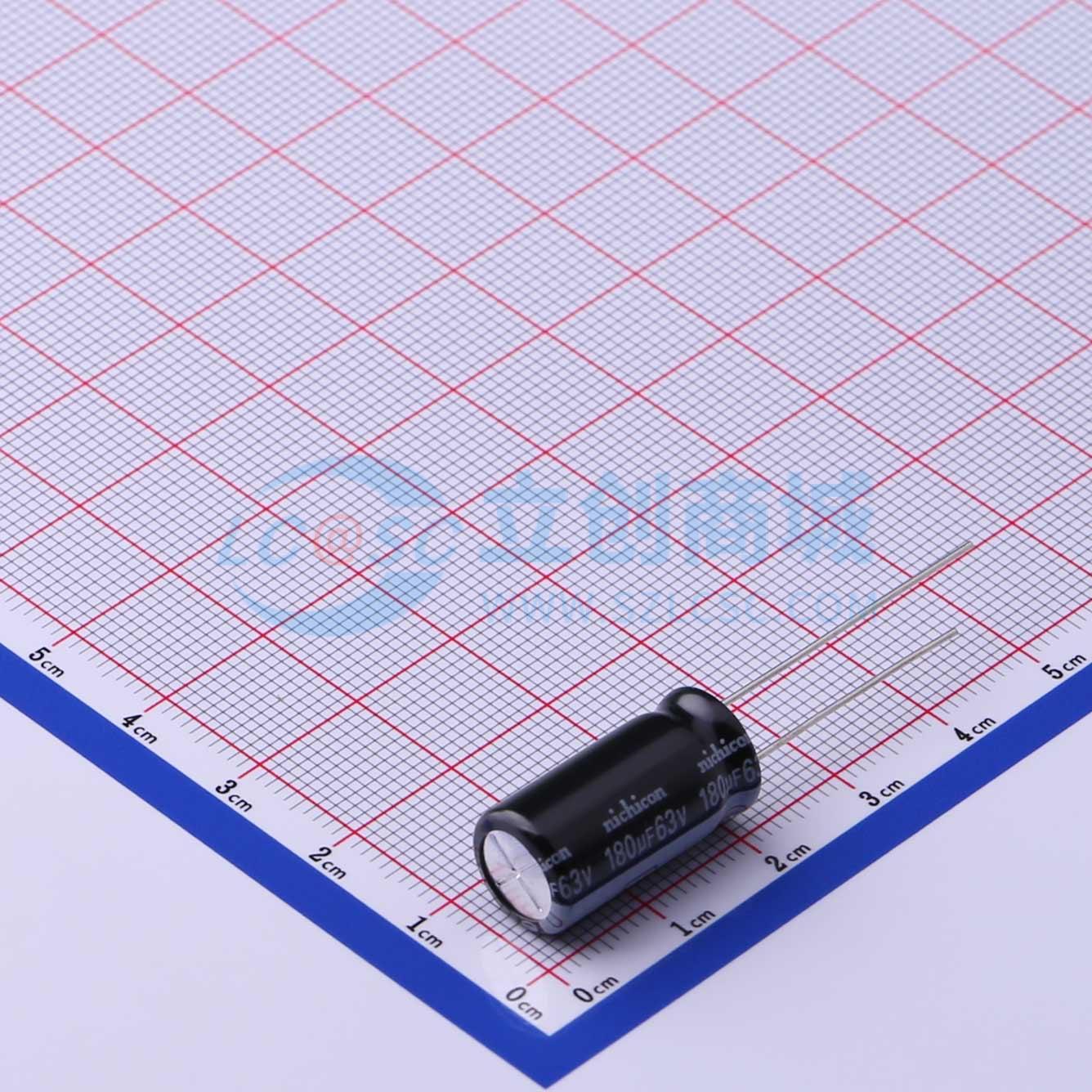 UHE1J181MPD实物图