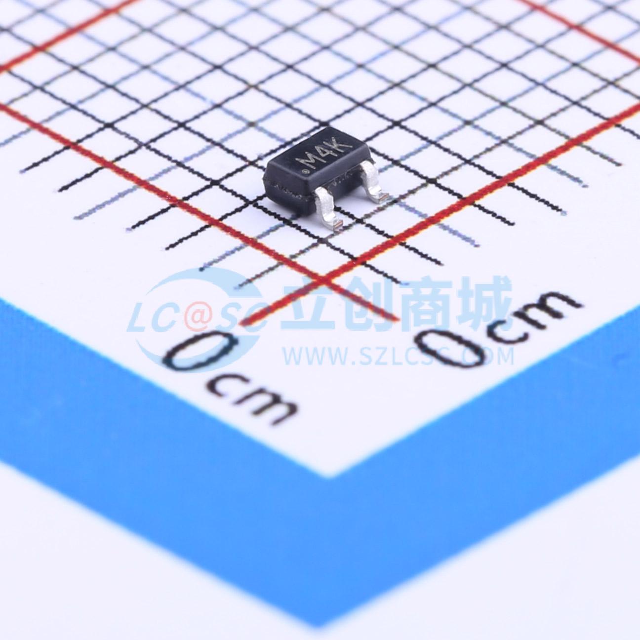 ADM809TAKSZ-REEL7实物图