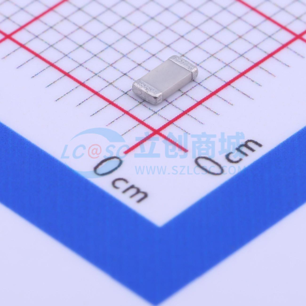 点击查看大图 CC1206JRNPO9BN121实物图