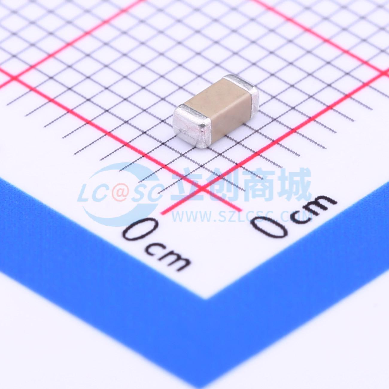 CC1206KKX7RDBB331实物图