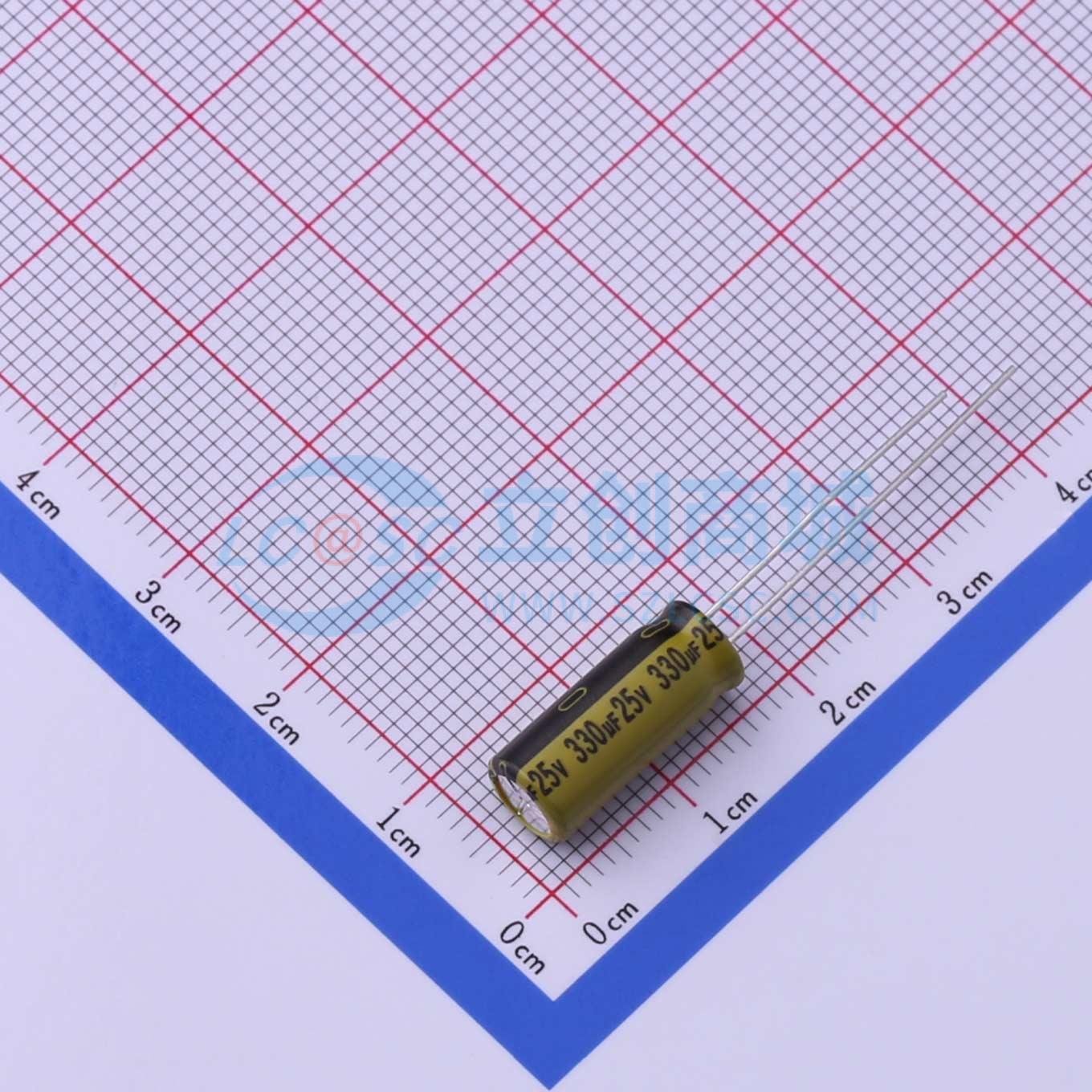 点击查看大图 LKMC1501E331MF实物图