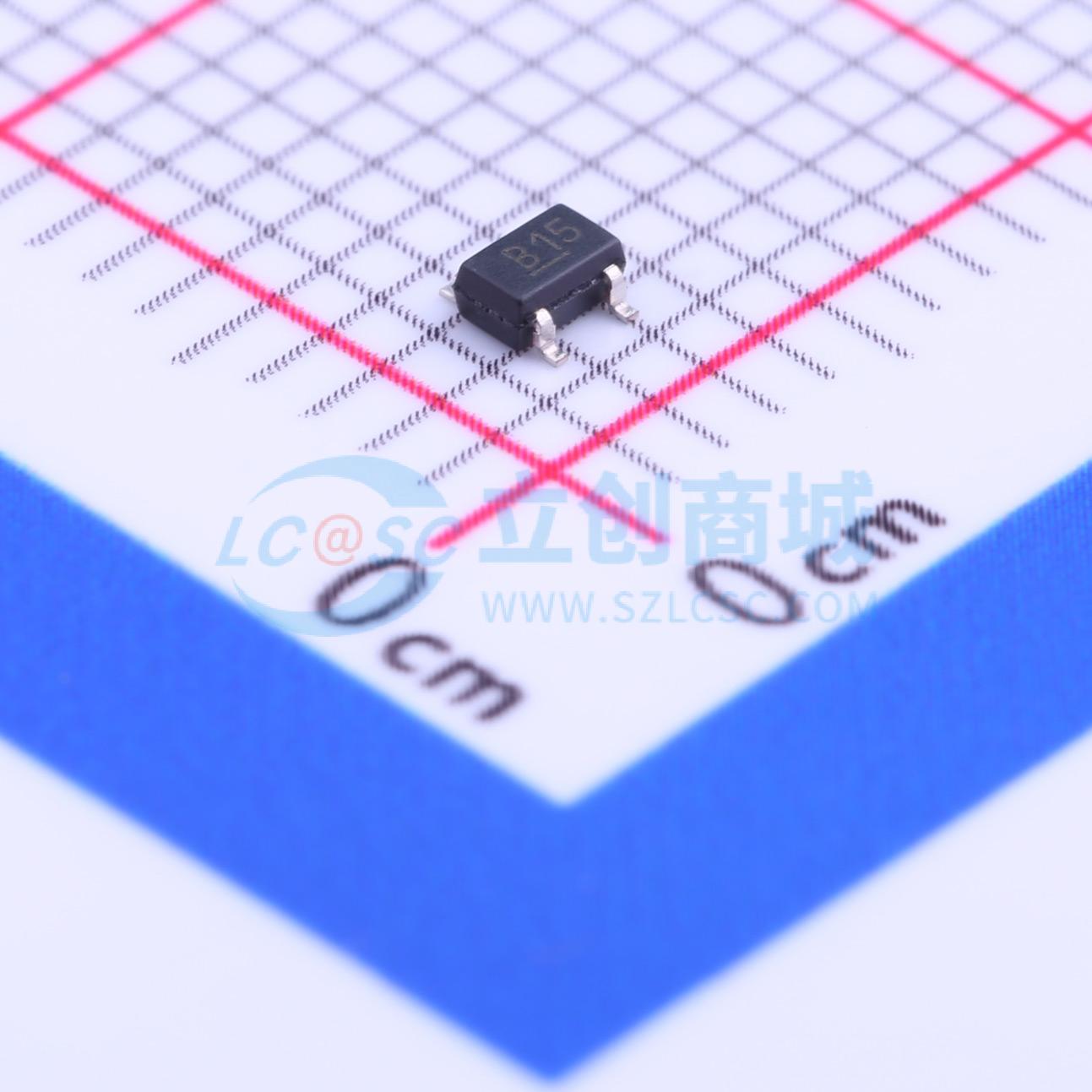 点击查看大图 MIC841NYC5-TR实物图