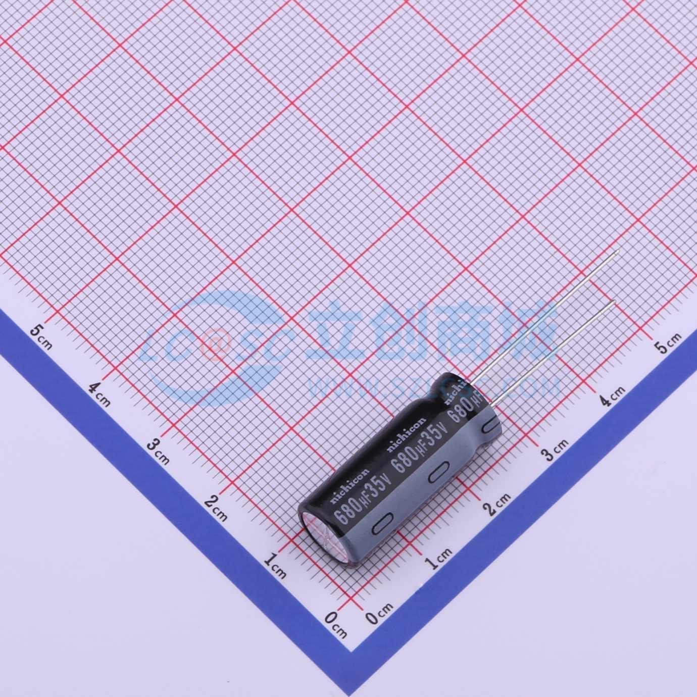 UHV1V681MPD实物图