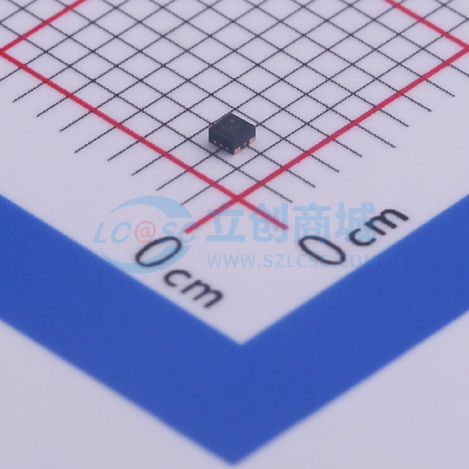 点击查看大图 NCP114BMX180TCG实物图