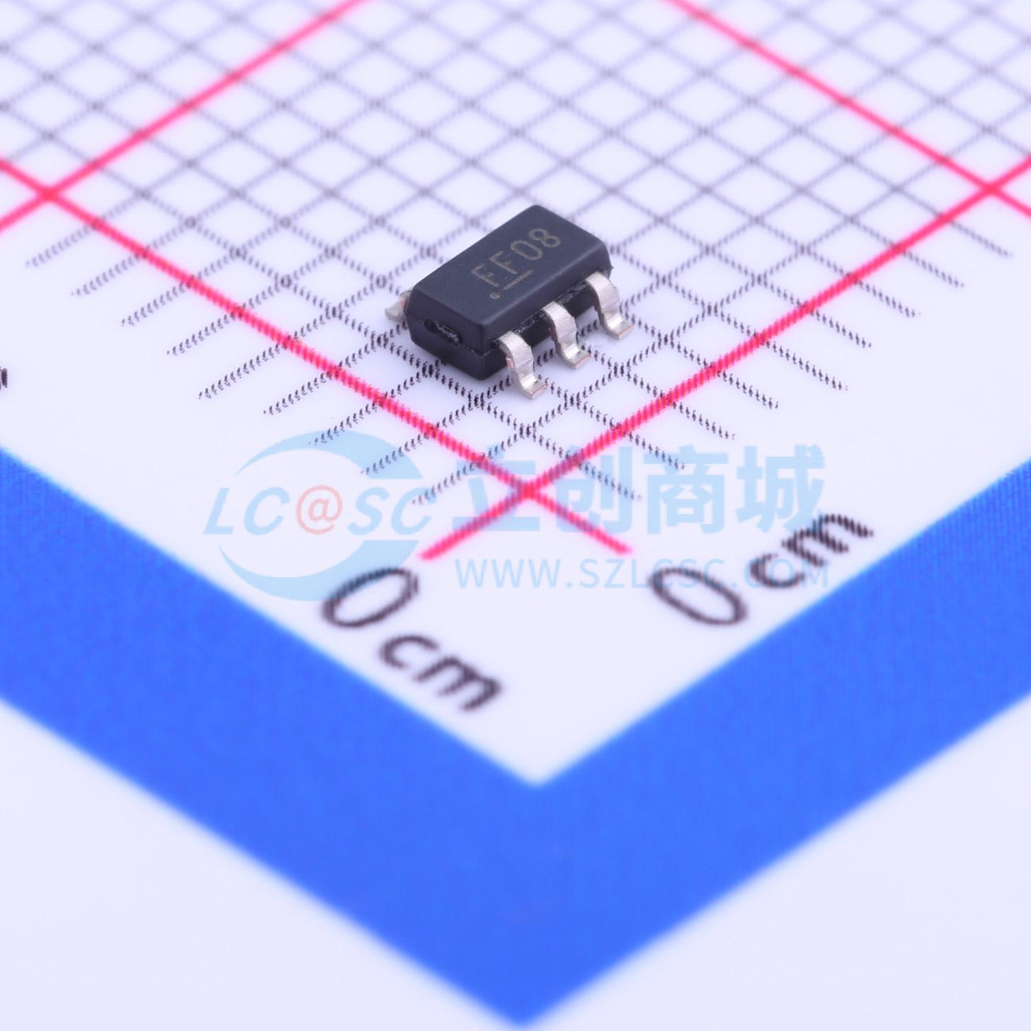 MIC2005-0.8YM6-TR实物图