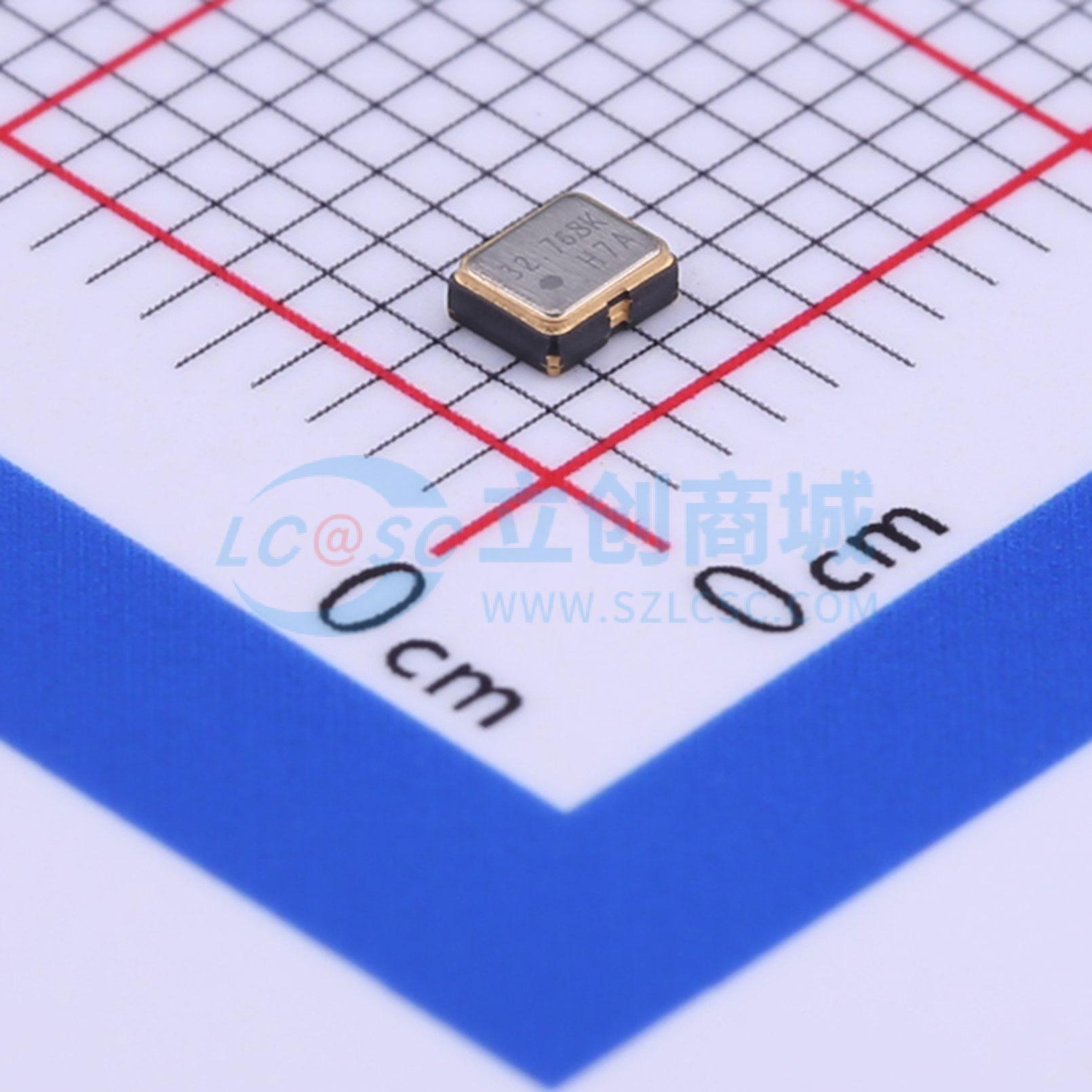 点击查看大图 S2H32768KF3CHC-IT实物图