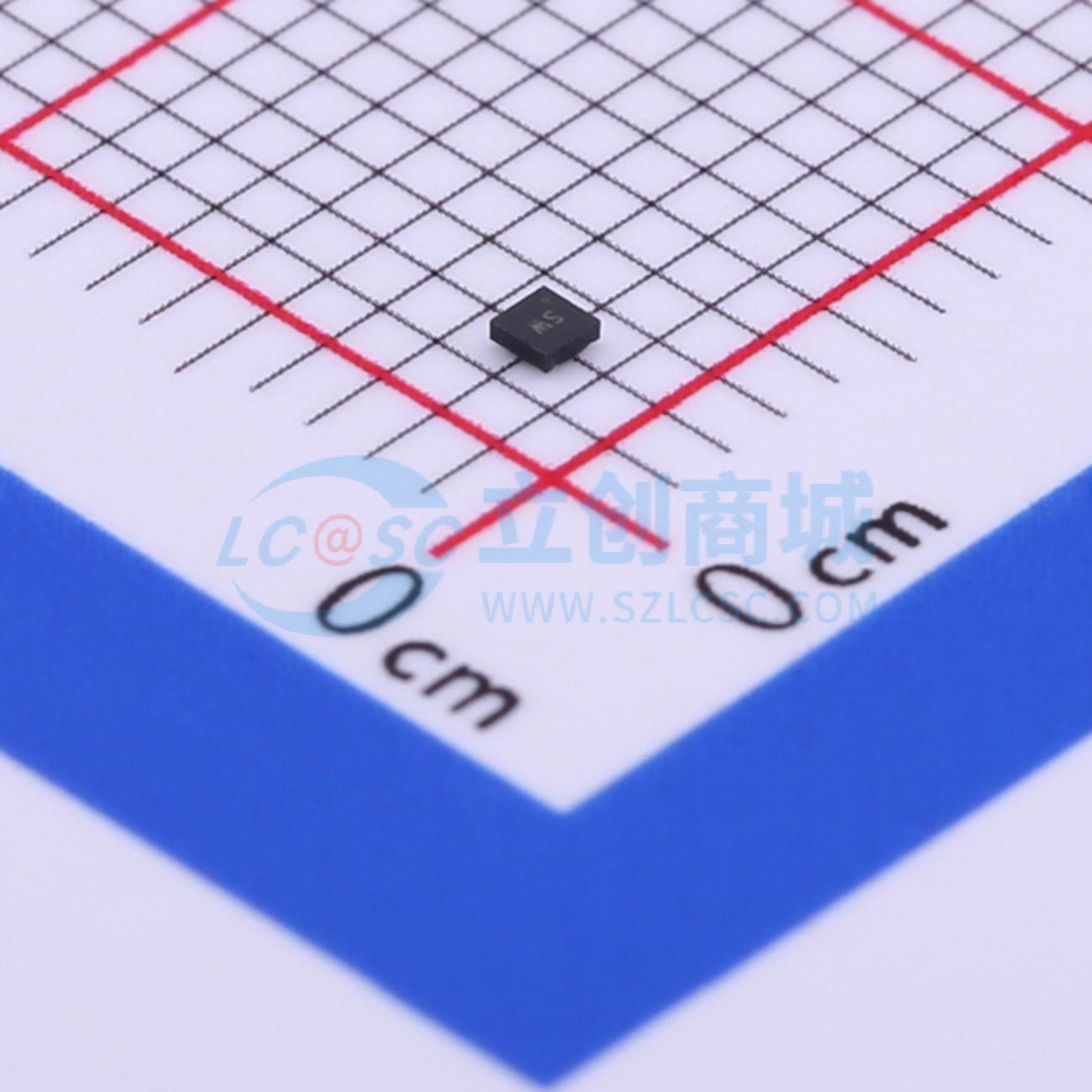 ME6211C15U4AG-N实物图