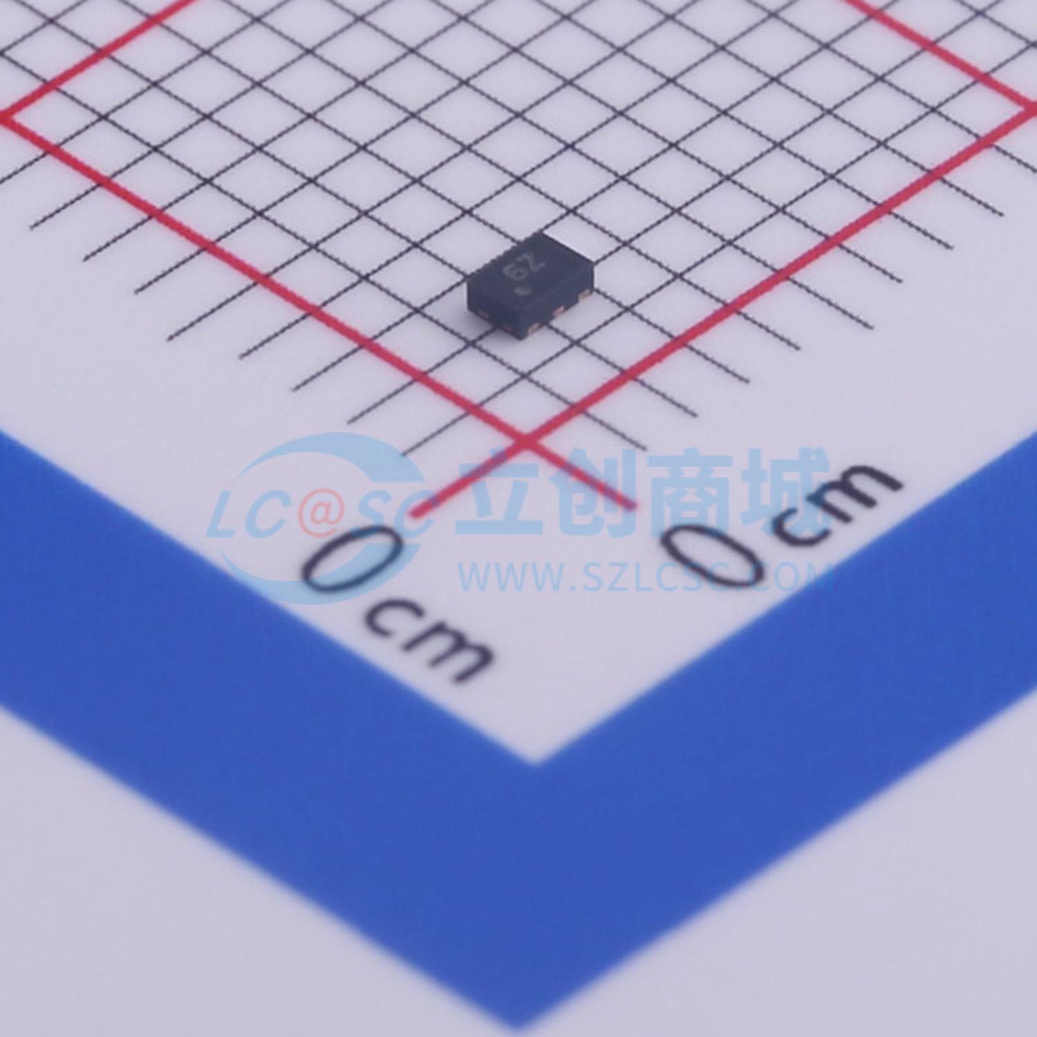 点击查看大图 NLX1G332AMUTCG实物图
