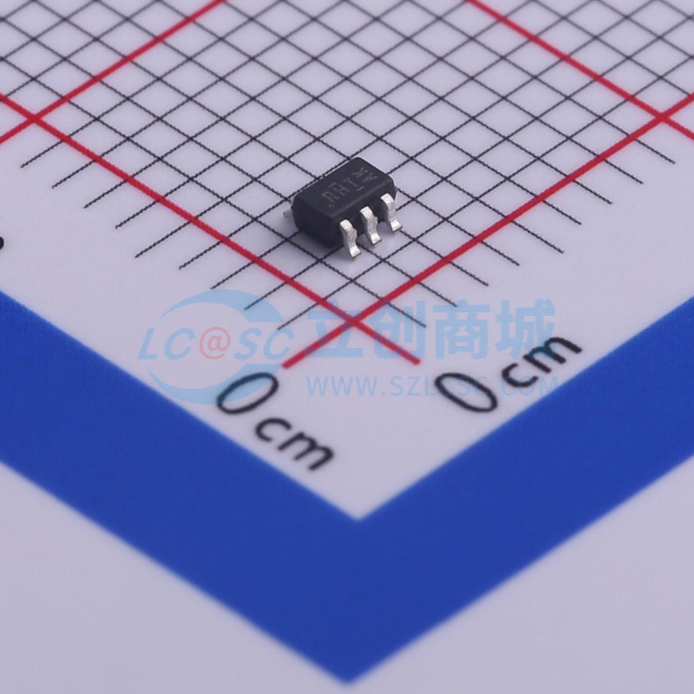 点击查看大图 SI1553CDL-T1-GE3实物图