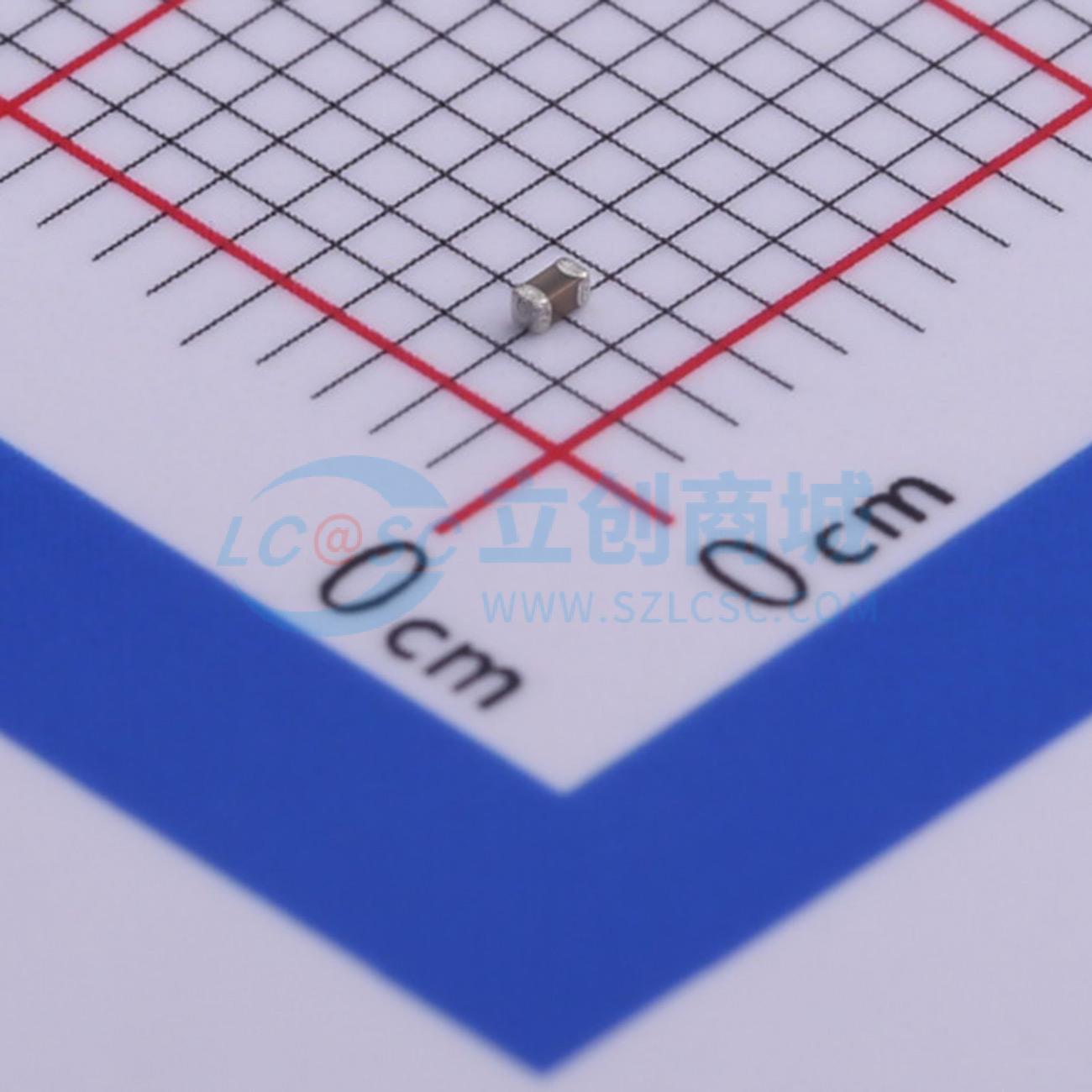 0402F334Z160CT实物图