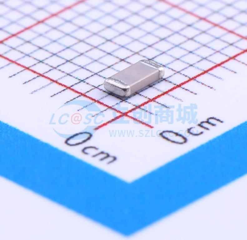 1206CG1R5C500NT实物图