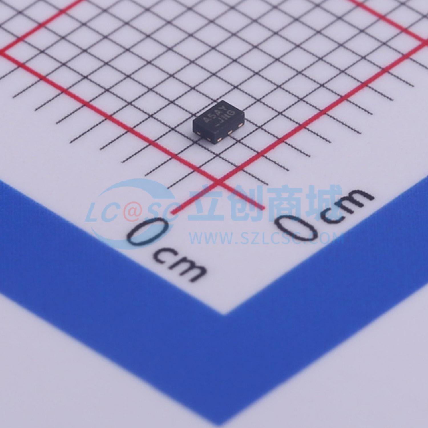 点击查看大图 NC7WZ17L6X实物图