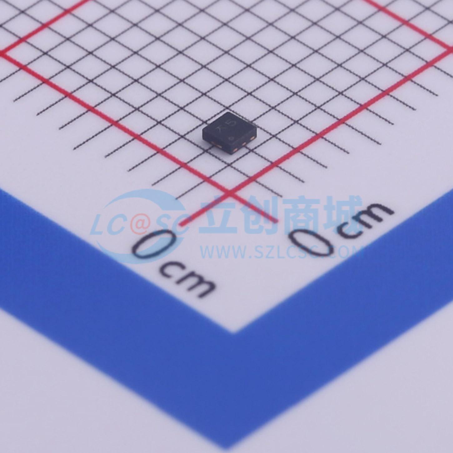 点击查看大图 NCP133AMXADJTCG实物图