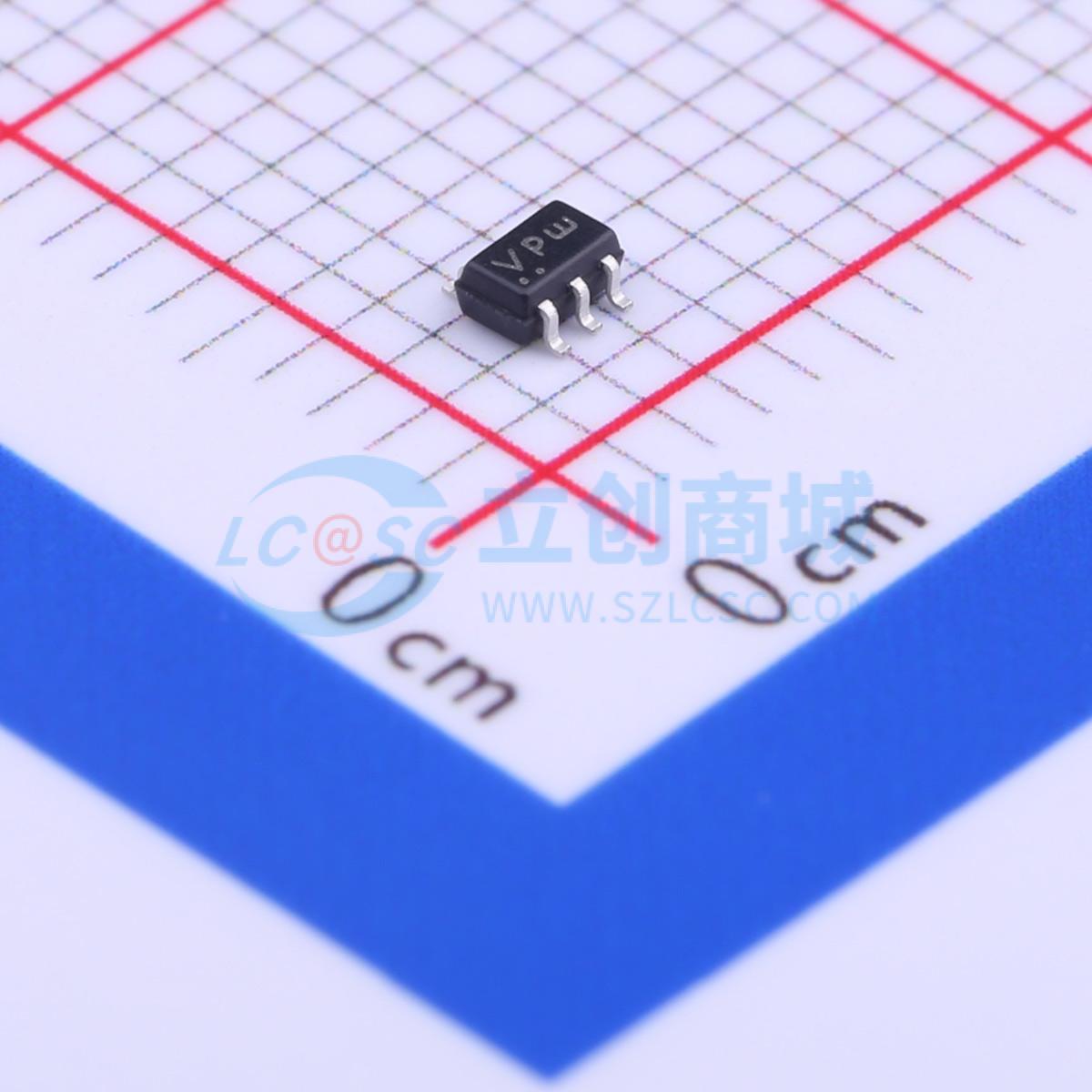 点击查看大图 MC74VHC1G03DFT1G实物图