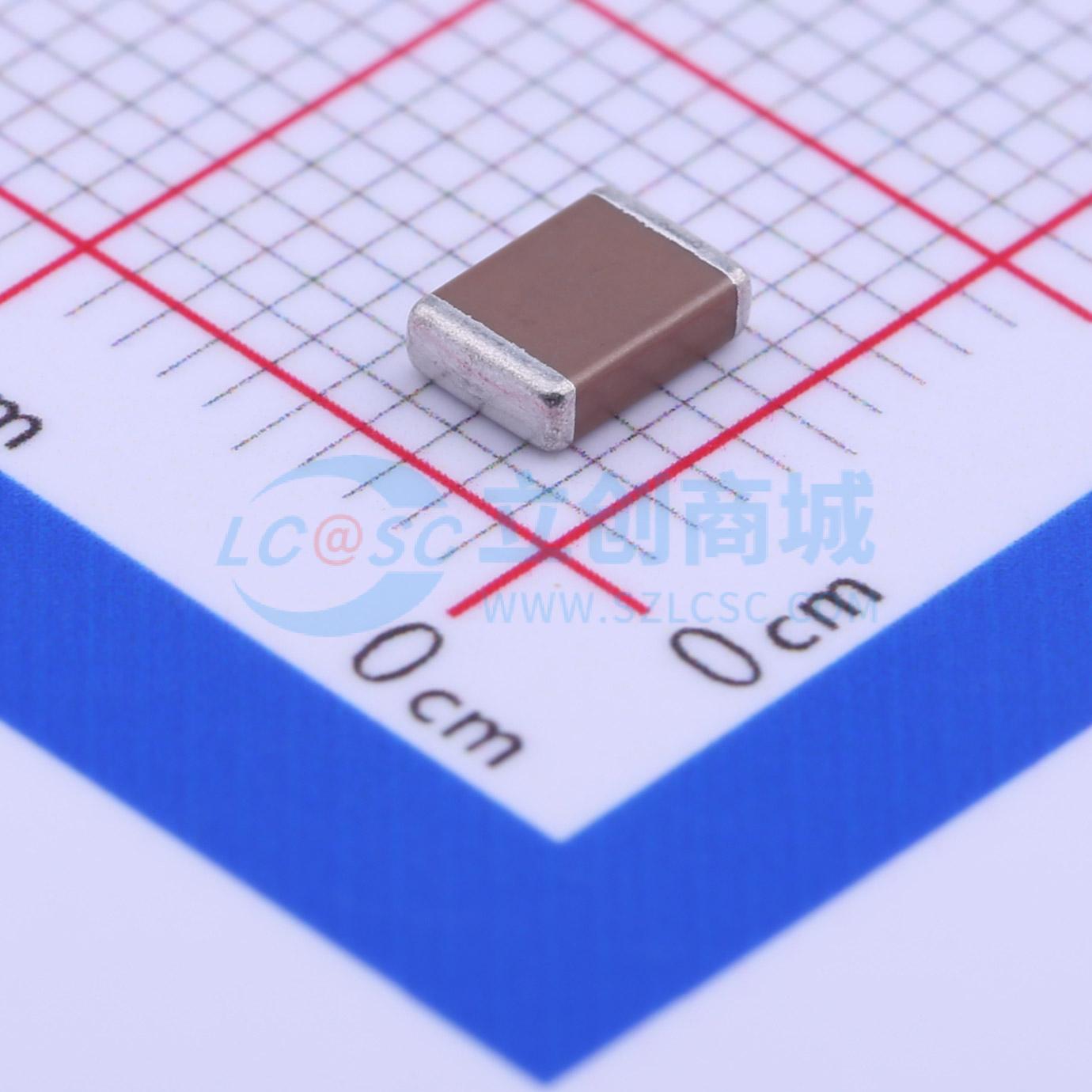 CC1812KKX7RCBB222实物图