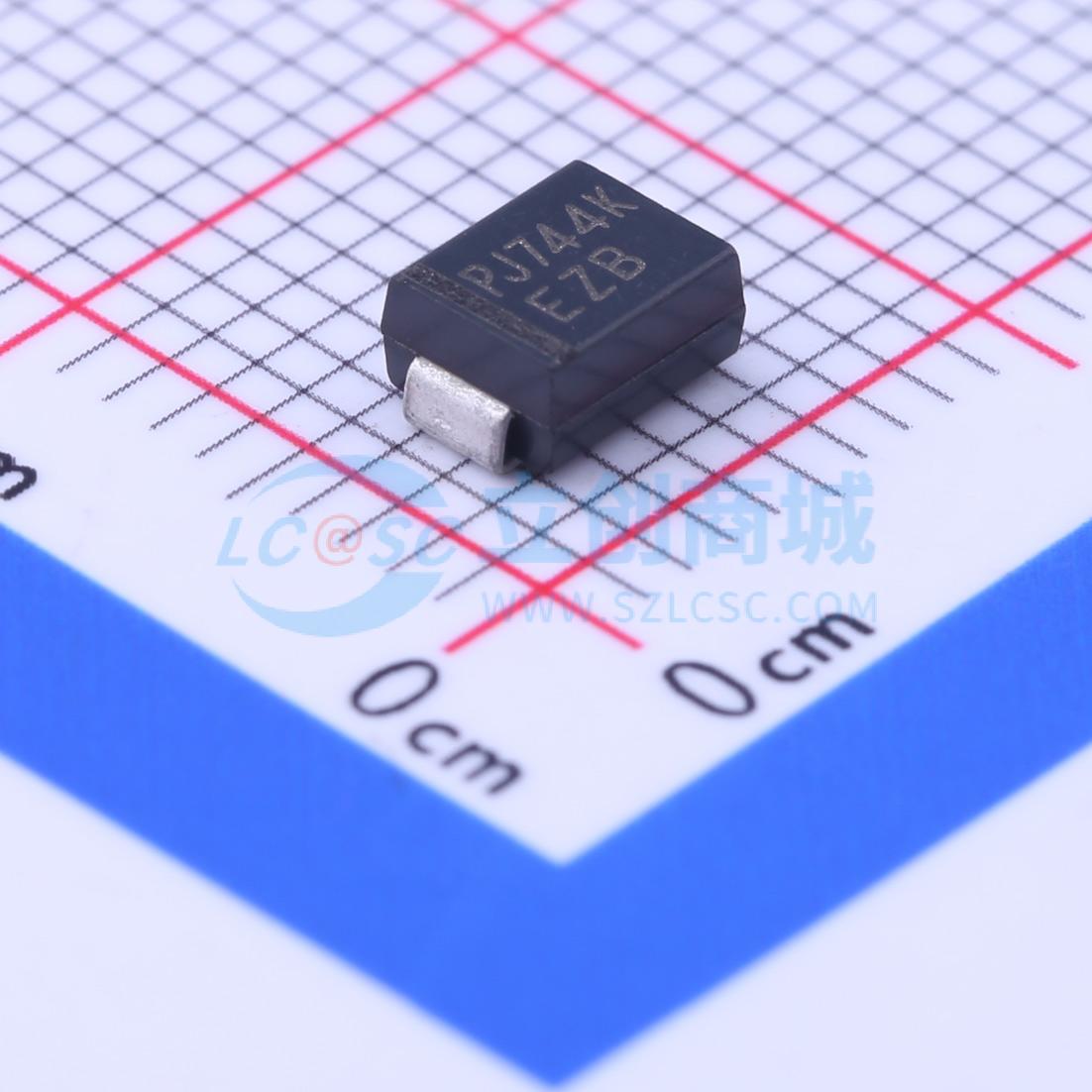 P6SMB6.8A_R1_00001实物图