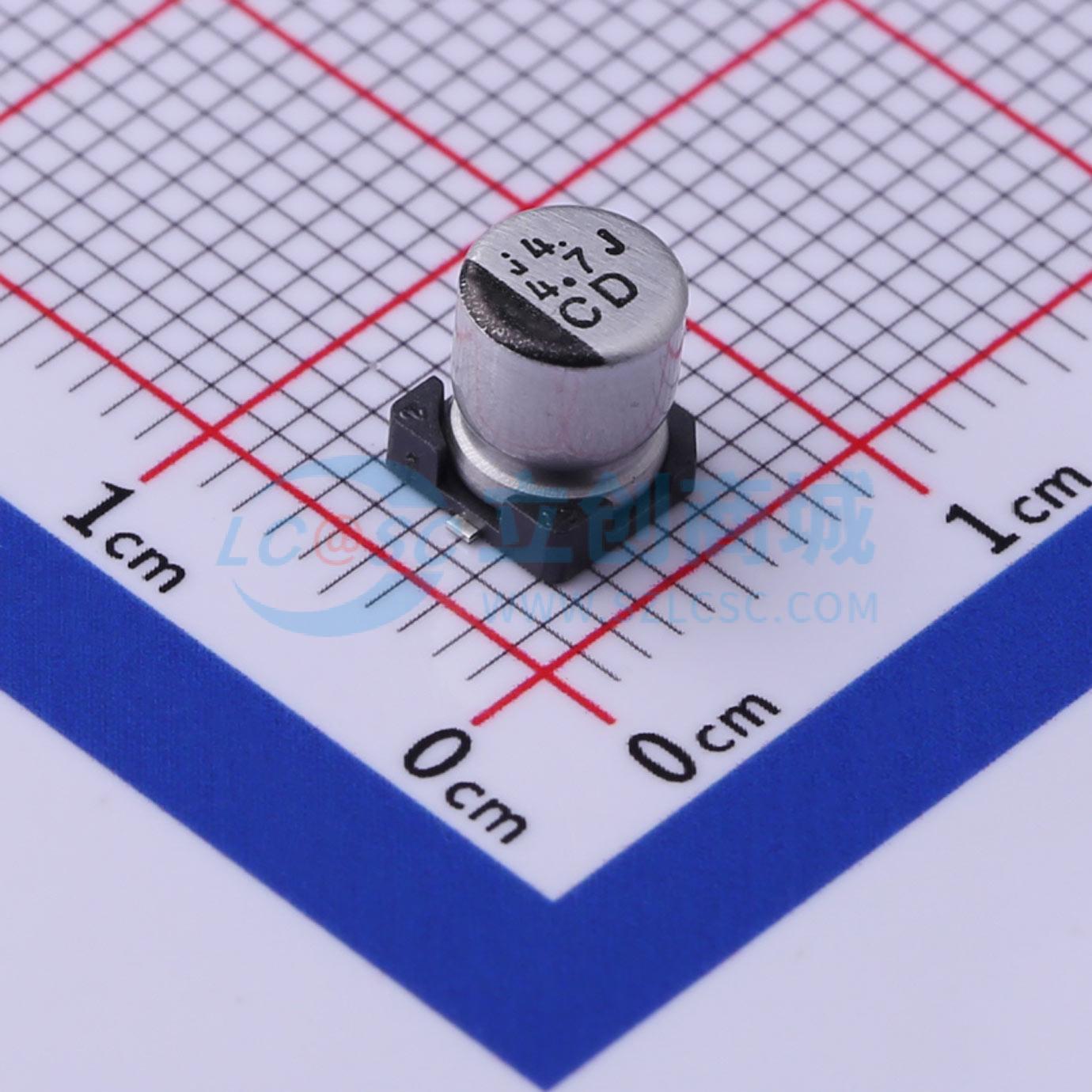 点击查看大图 UCD1J4R7MCL1GS实物图