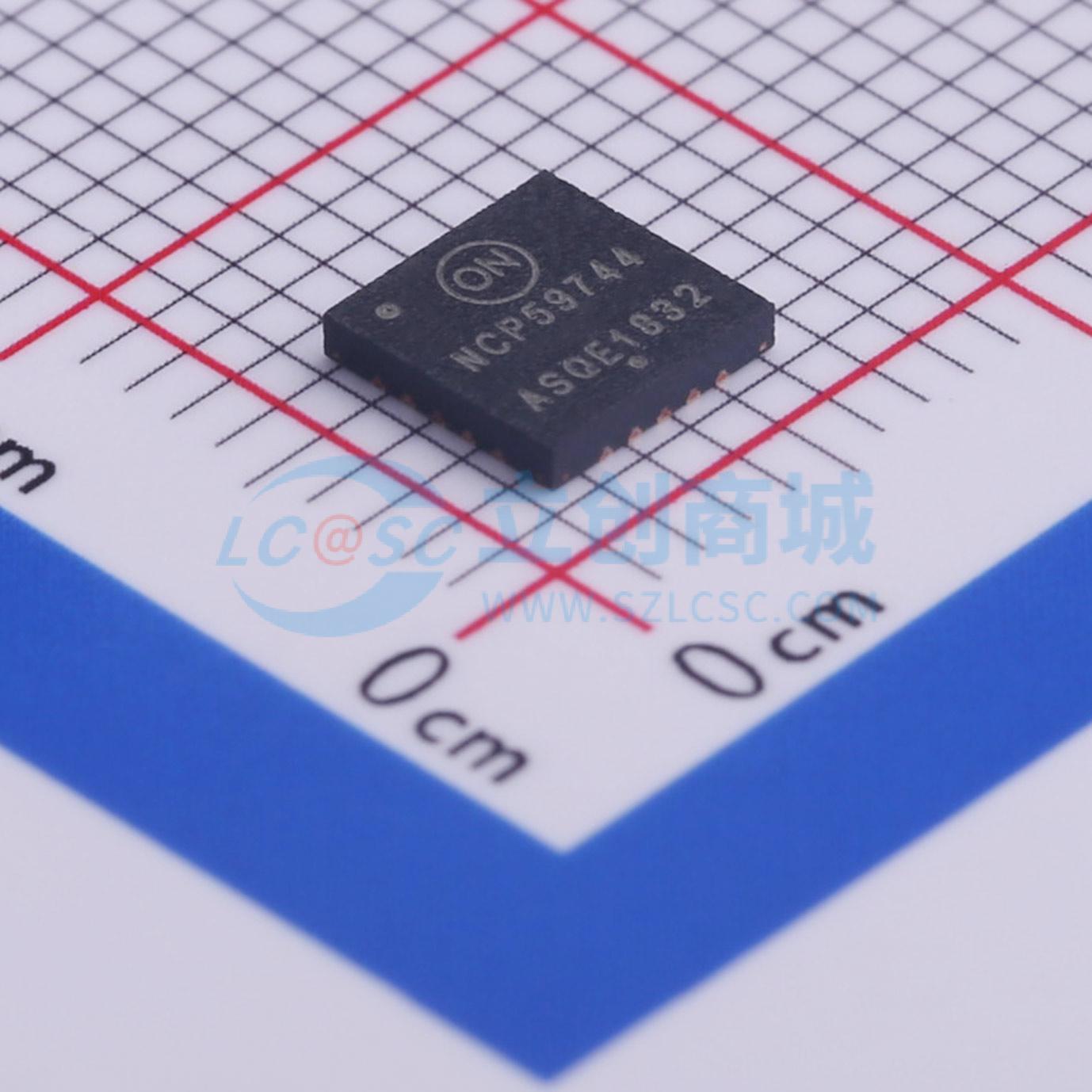 点击查看大图 NCP59744MN2ADJTBG实物图